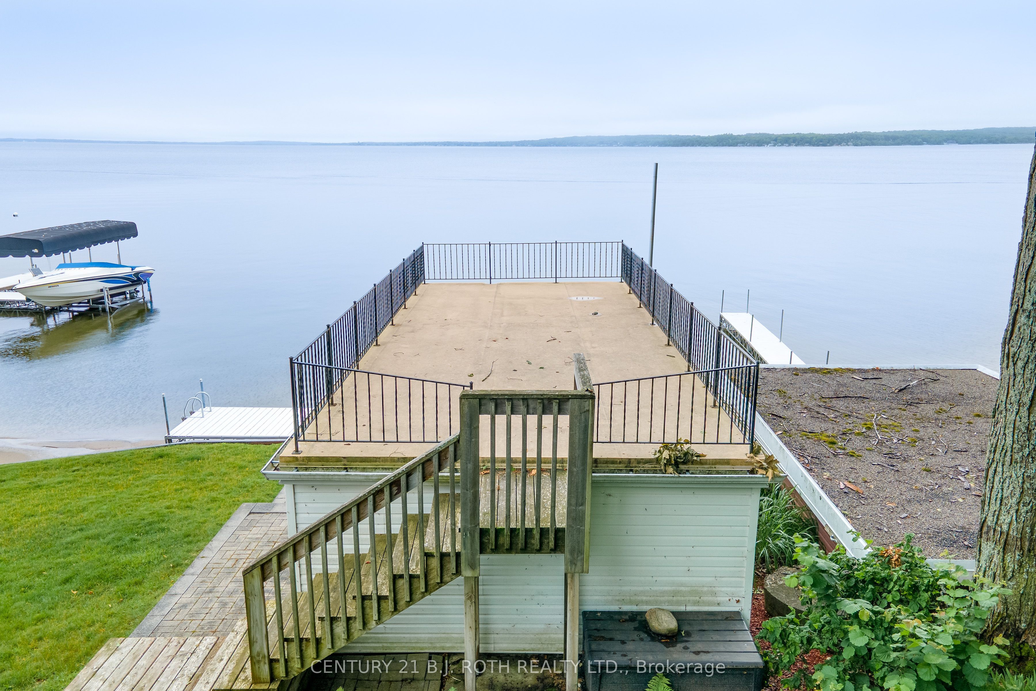 409 Pheasant Lane Property Photo 46