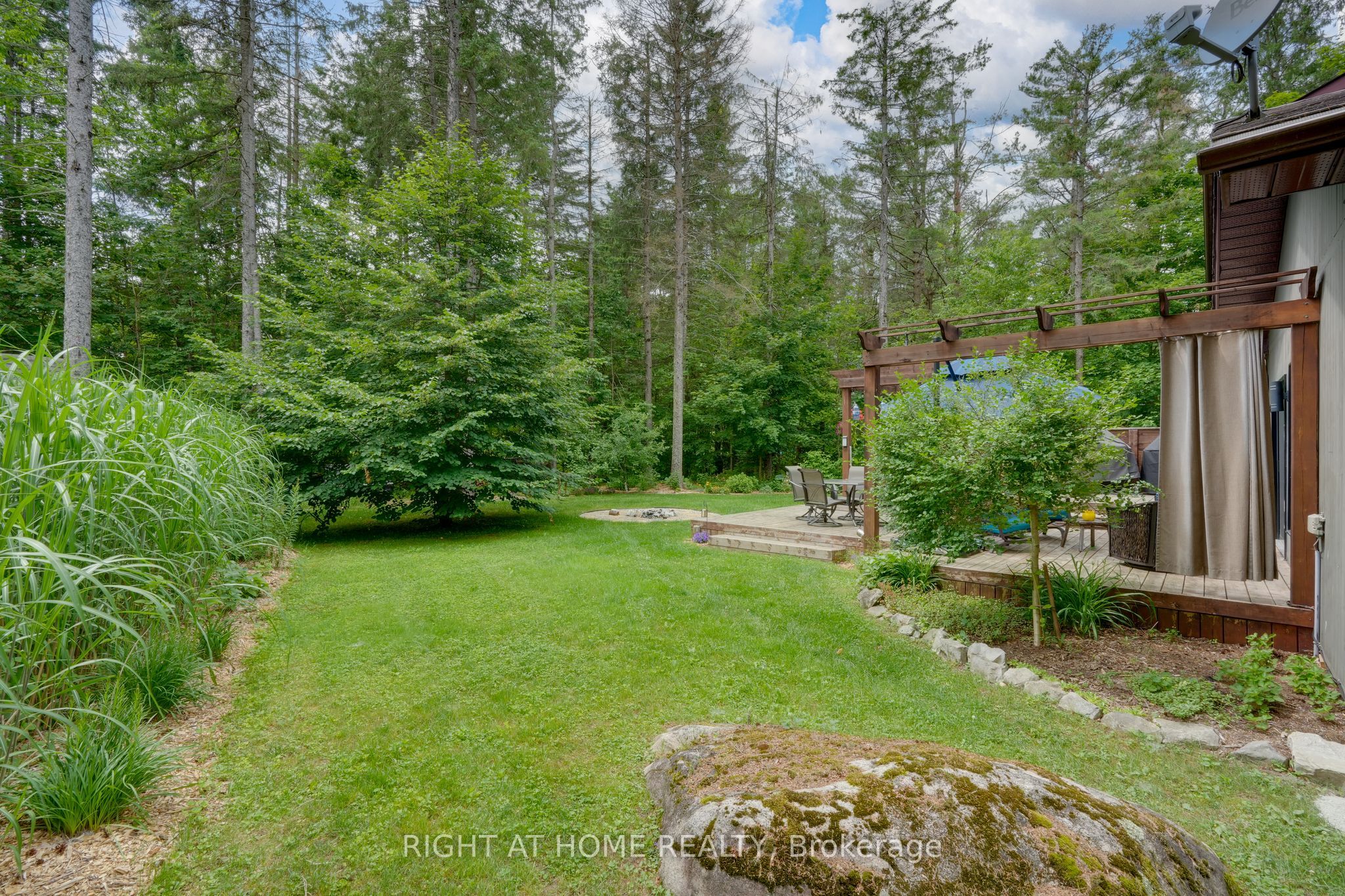 6 Fairway Court Property Photo 4