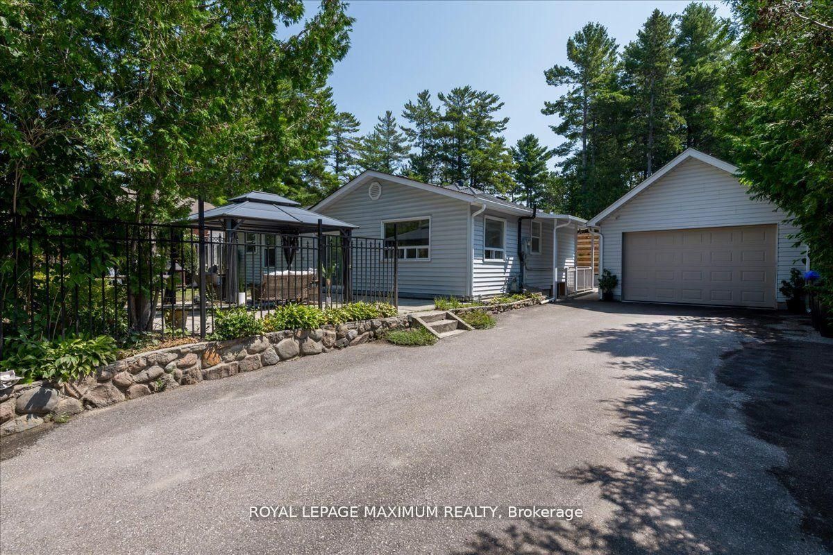 749 River Road E Property Photo 1