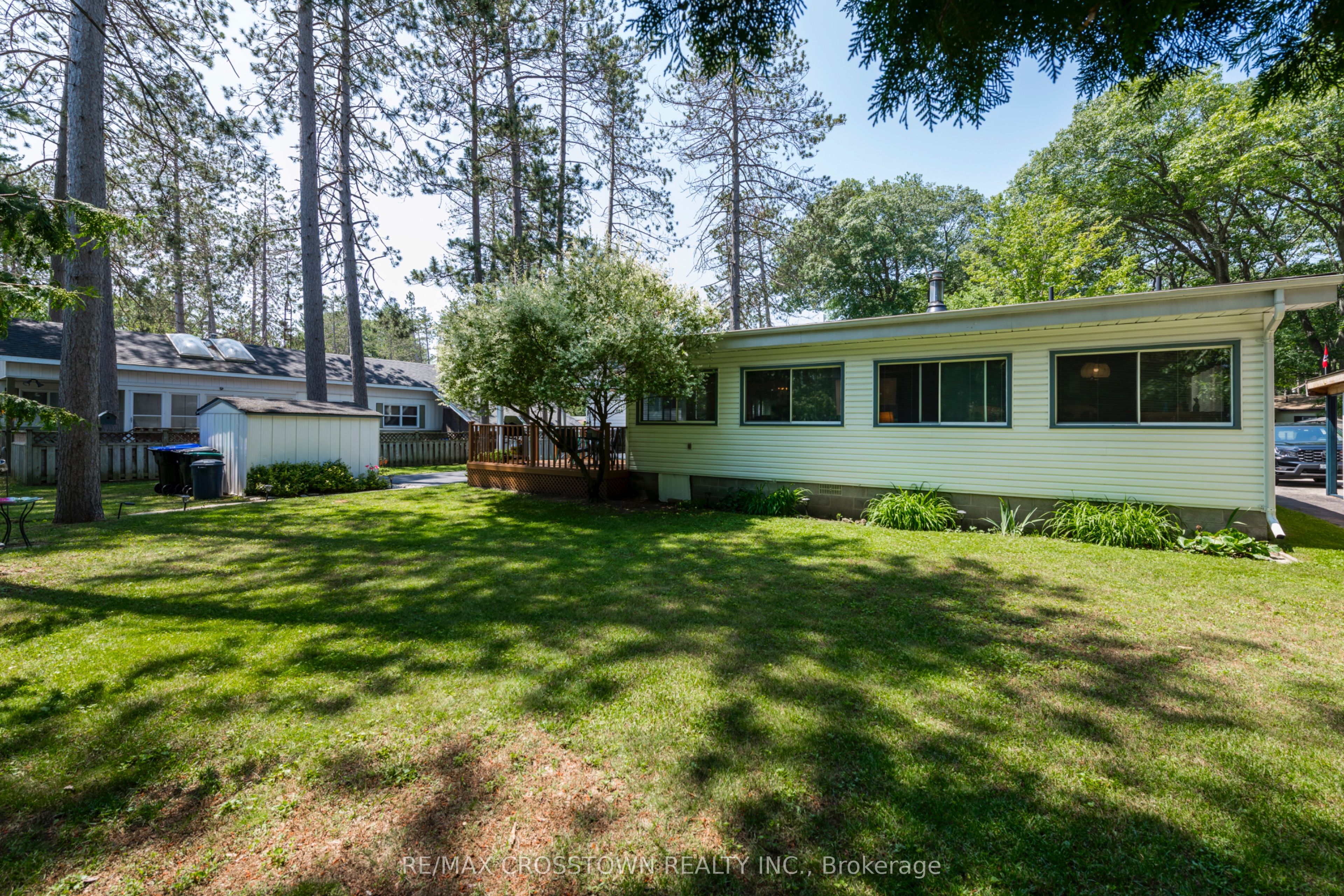 3 Carruthers Street N Property Photo 22