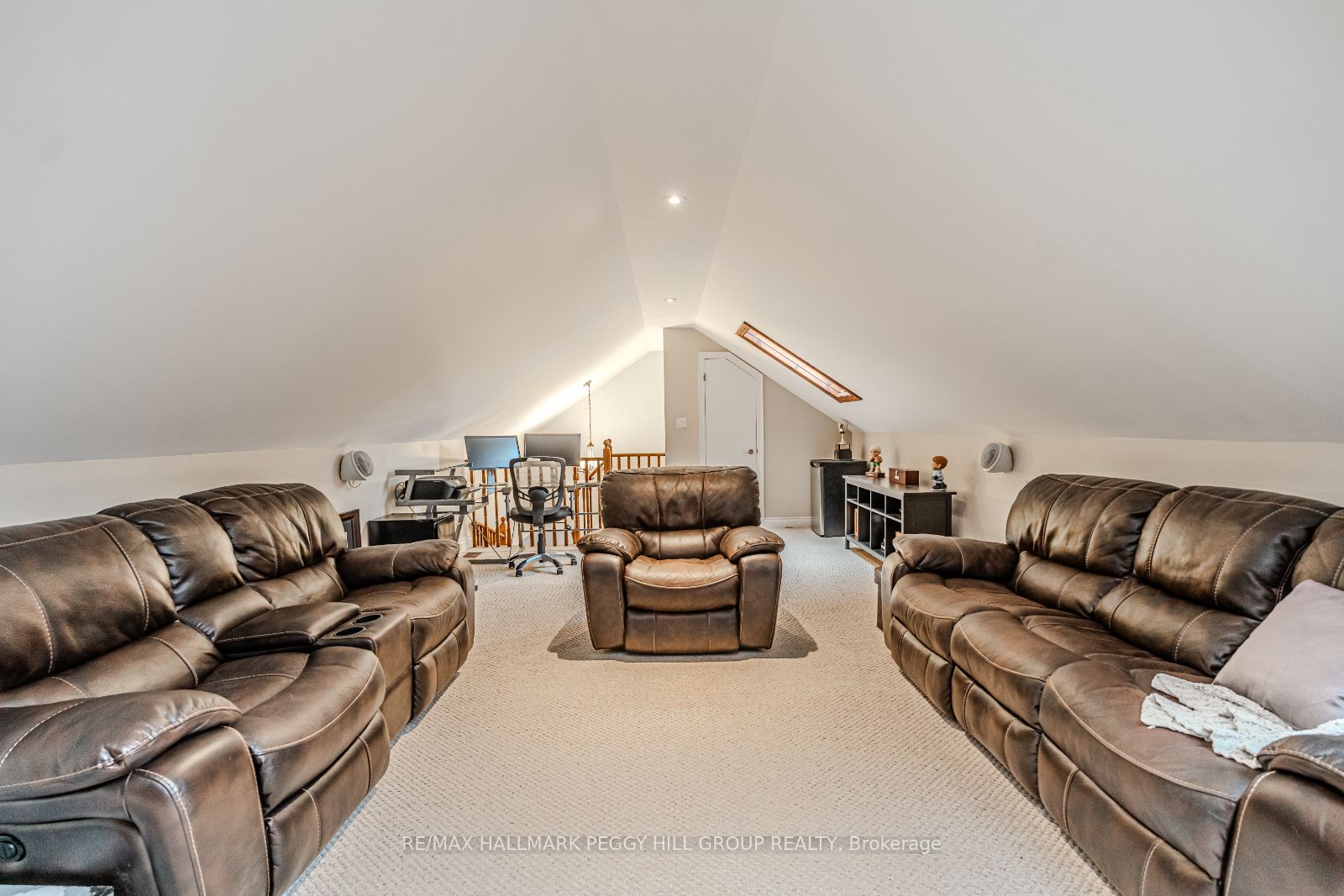 5 Munro Court Property Photo 14