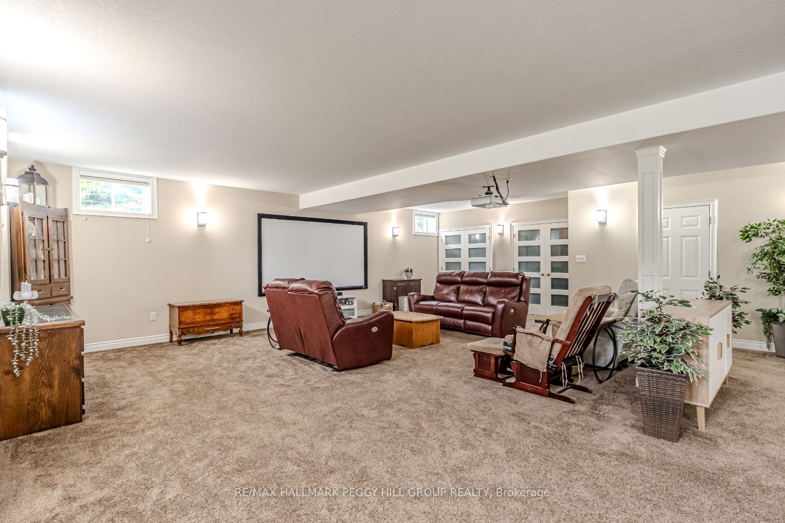 5 Munro Court Property Photo 15