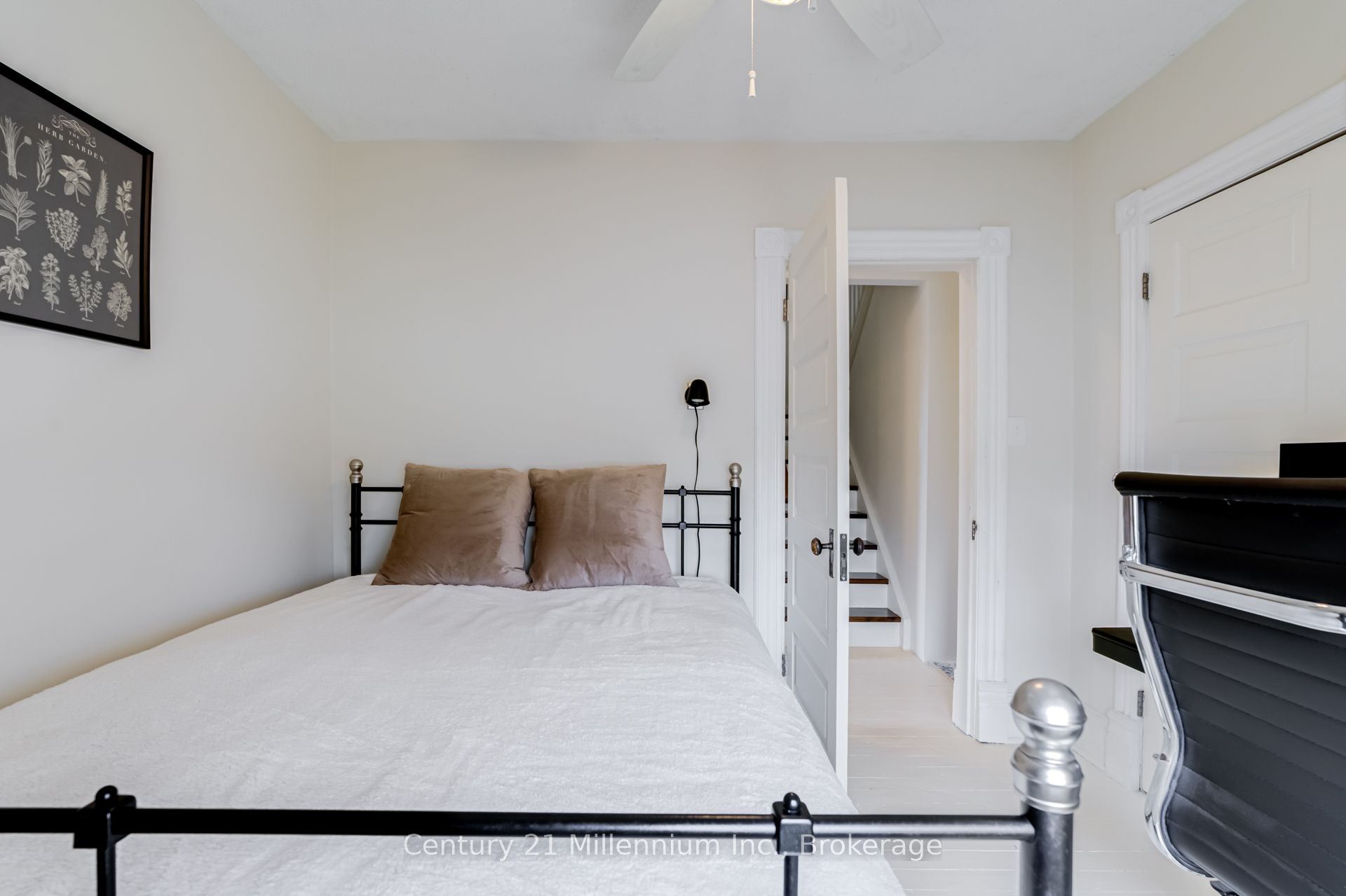 439 Birch Street Property Photo 19