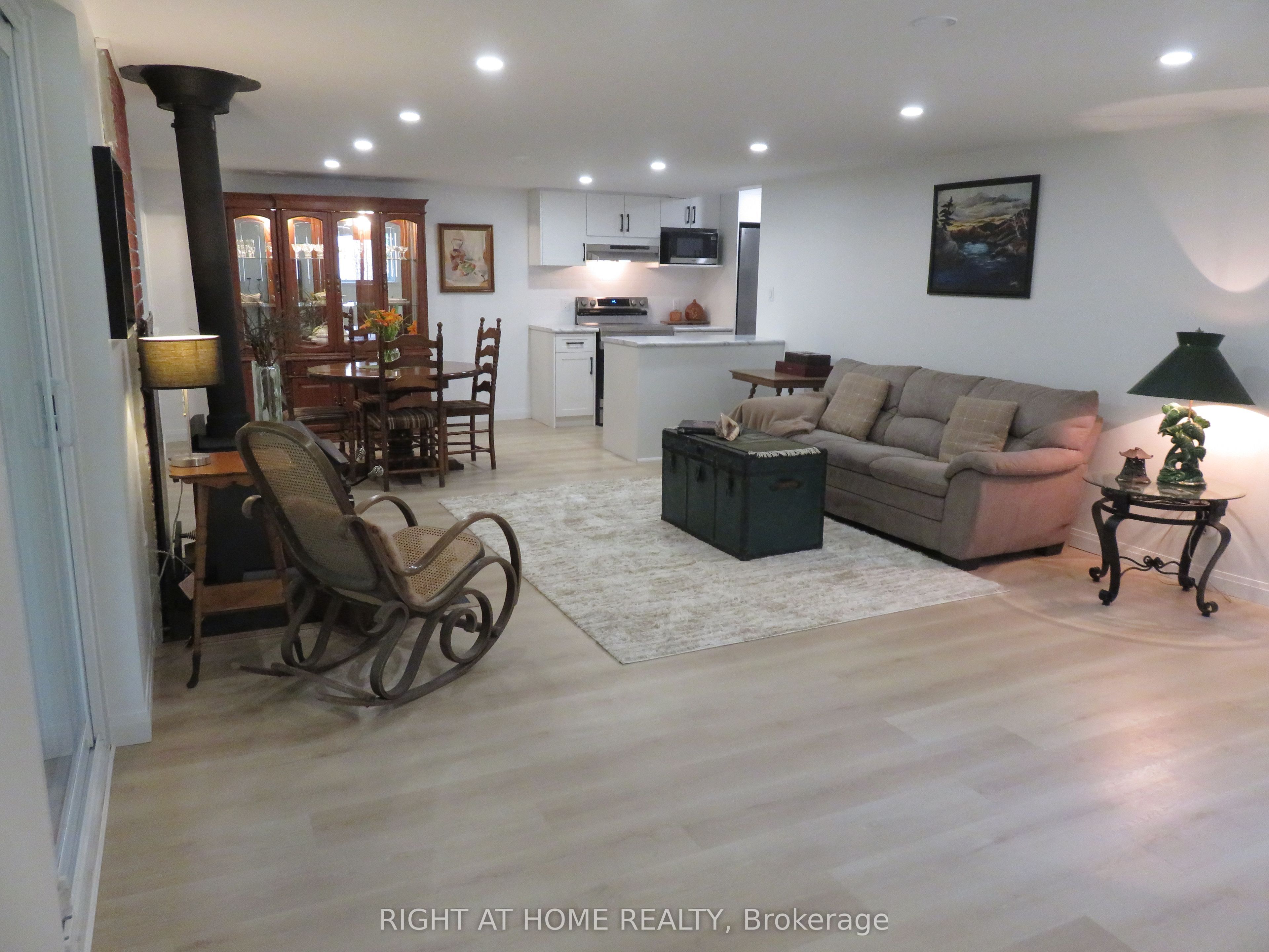 7459 Island Crescent Property Photo 28