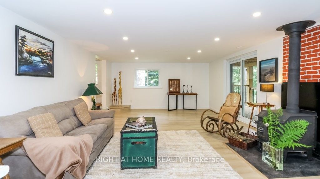 7459 Island Crescent Property Photo 29