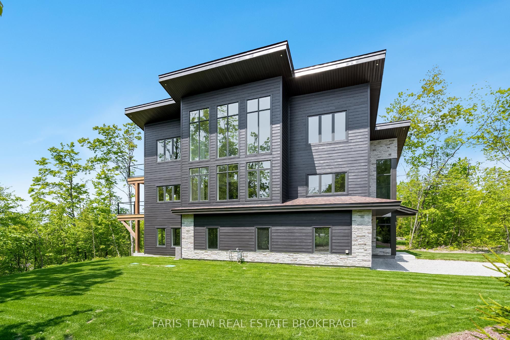 3316 Line 4 N Property Photo 1