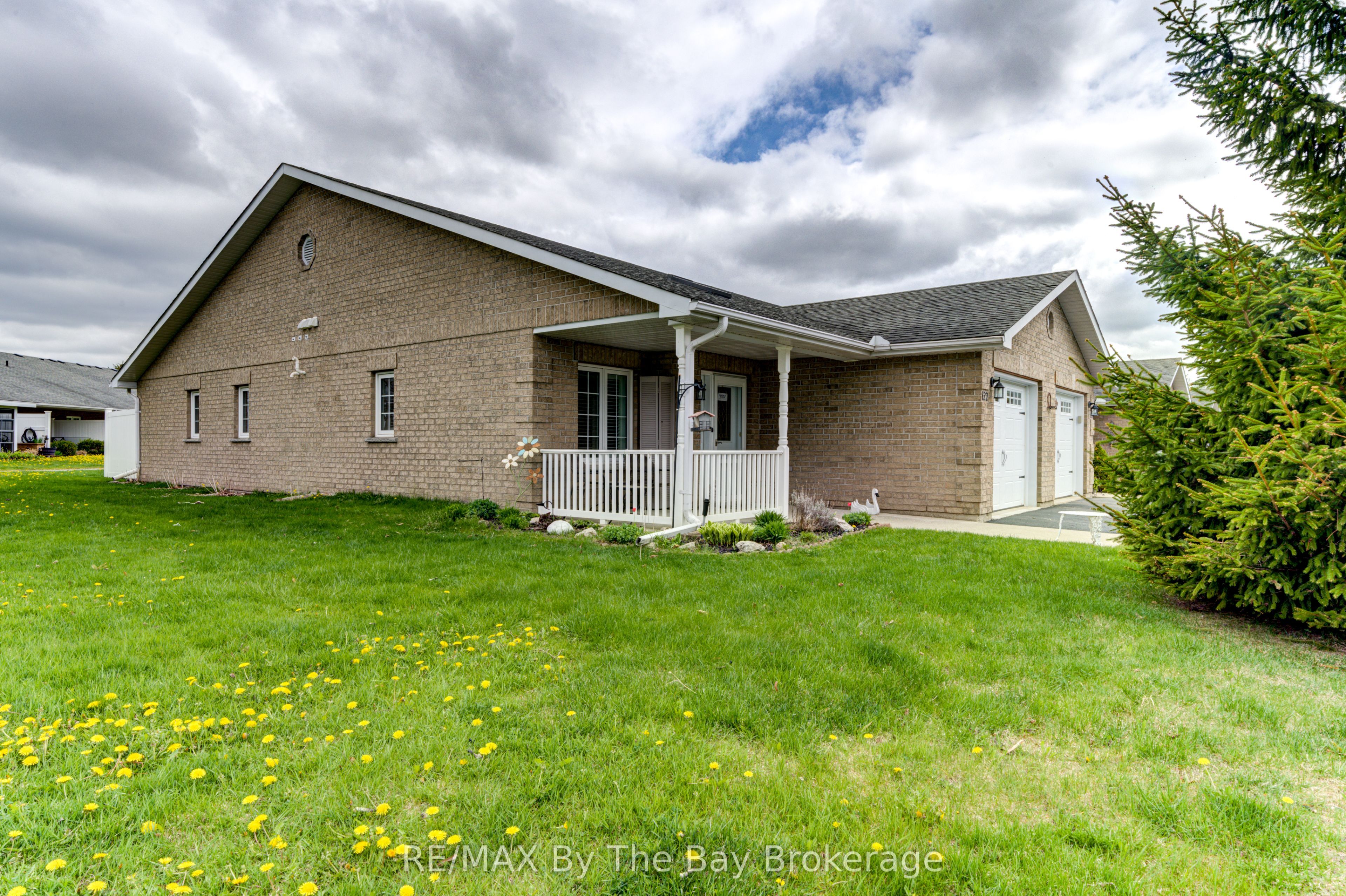 122 Meadow Lane Property Photo 1