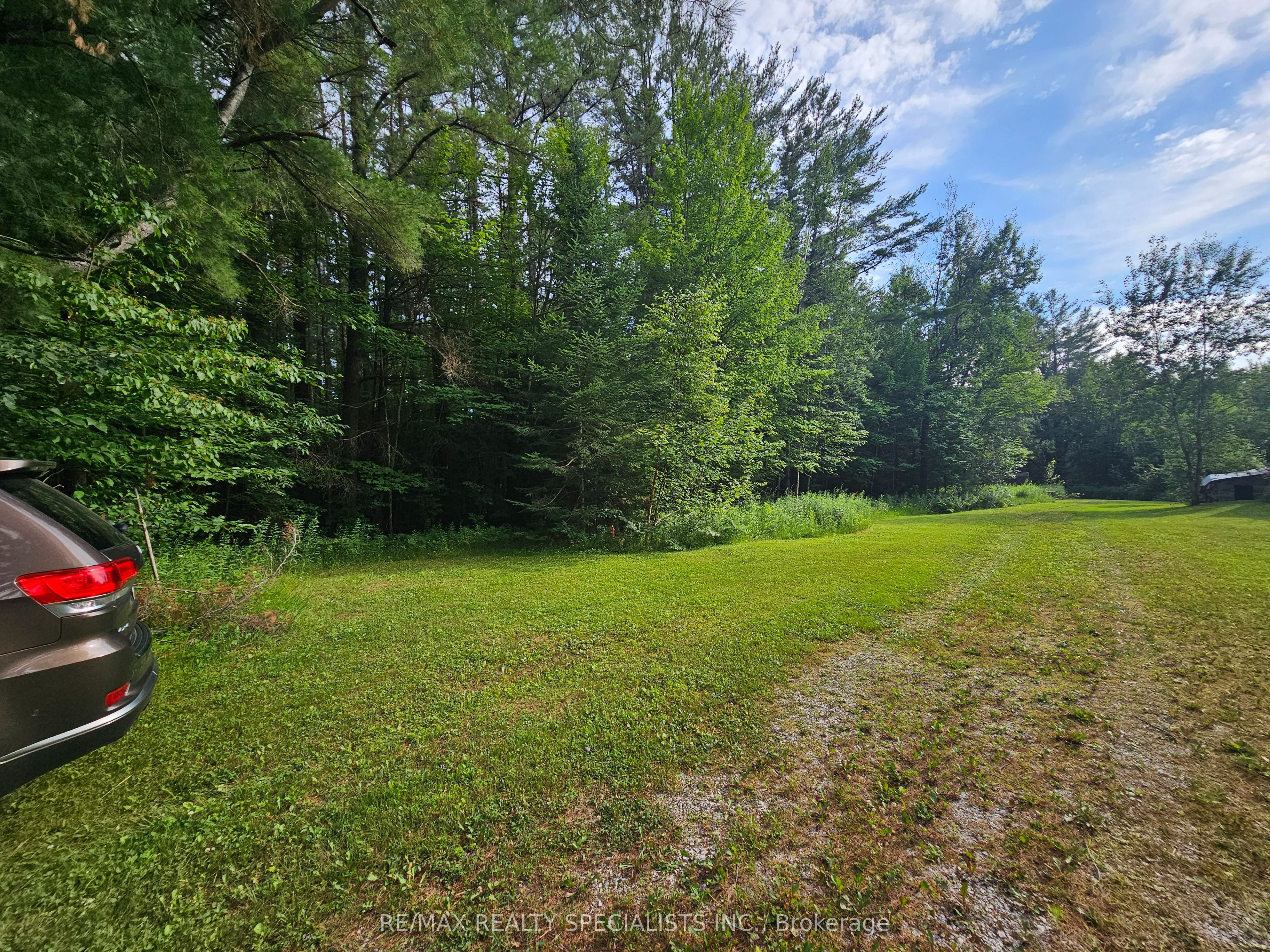 3878 Cambrian Road Property Photo 2