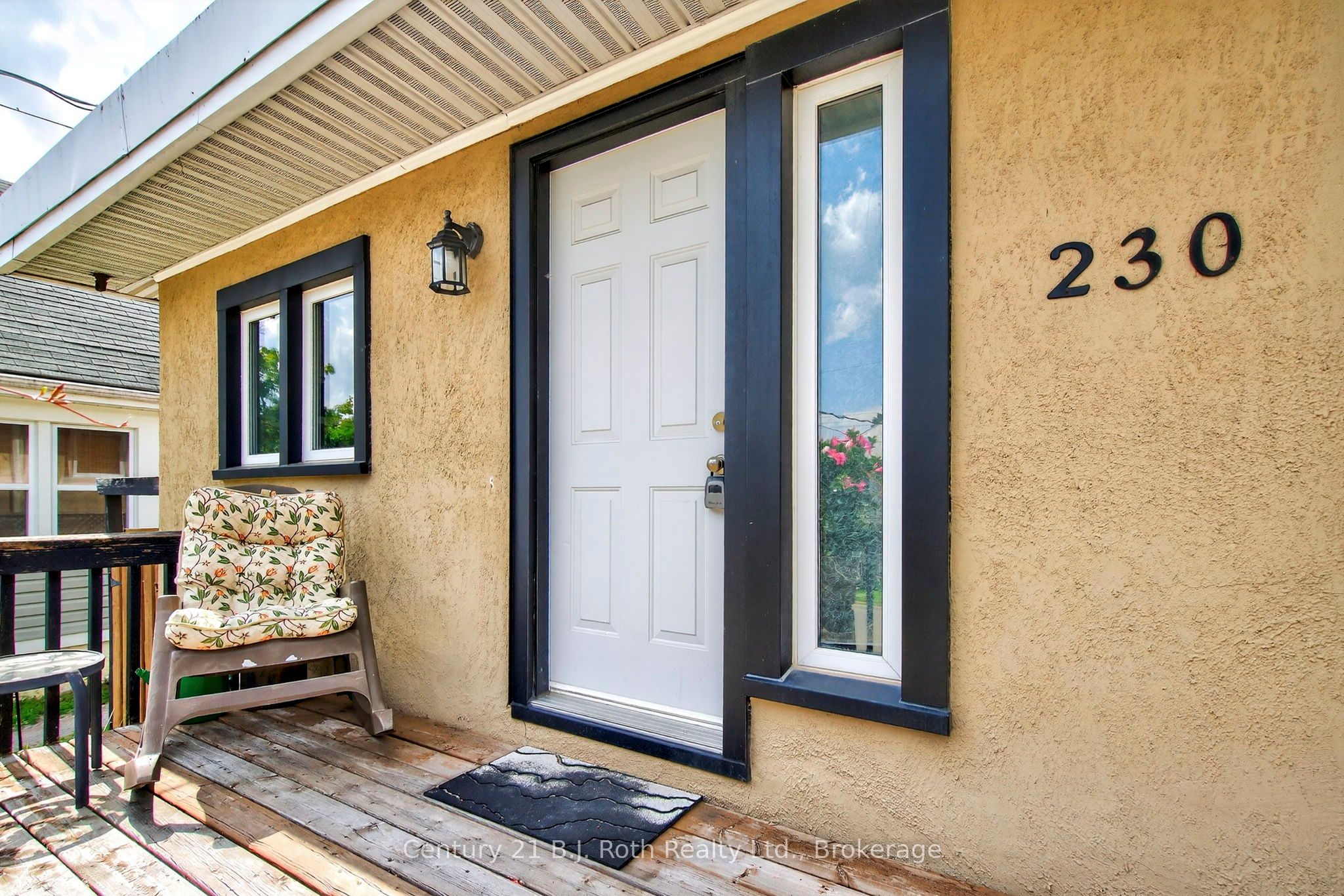 230 Nottawasaga Street Property Photo 3