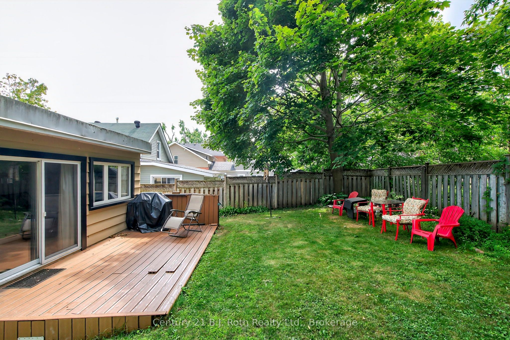 230 Nottawasaga Street Property Photo 18