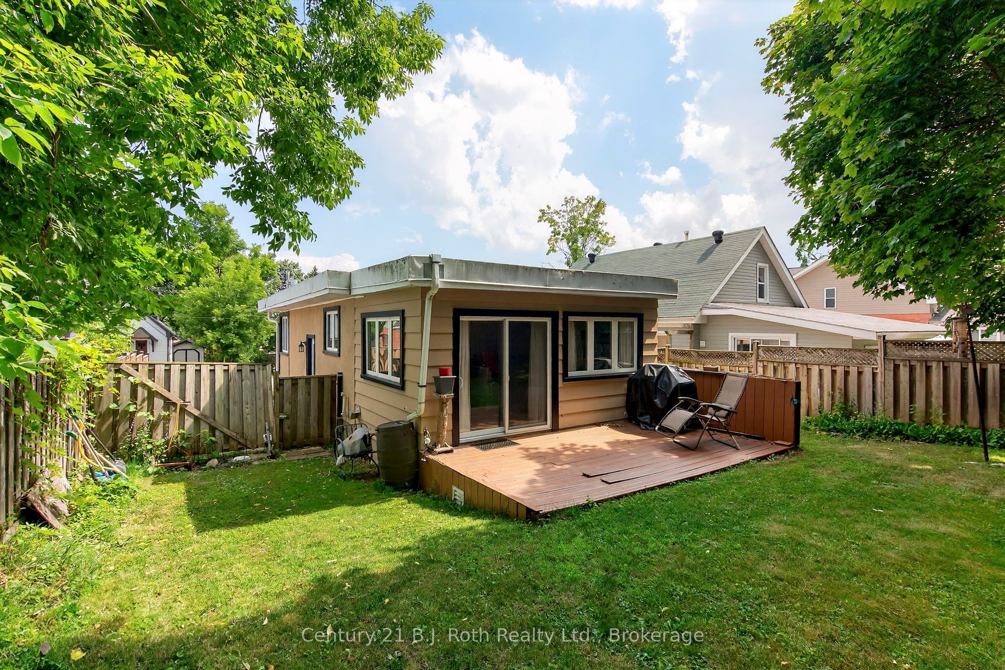230 Nottawasaga Street Property Photo 20