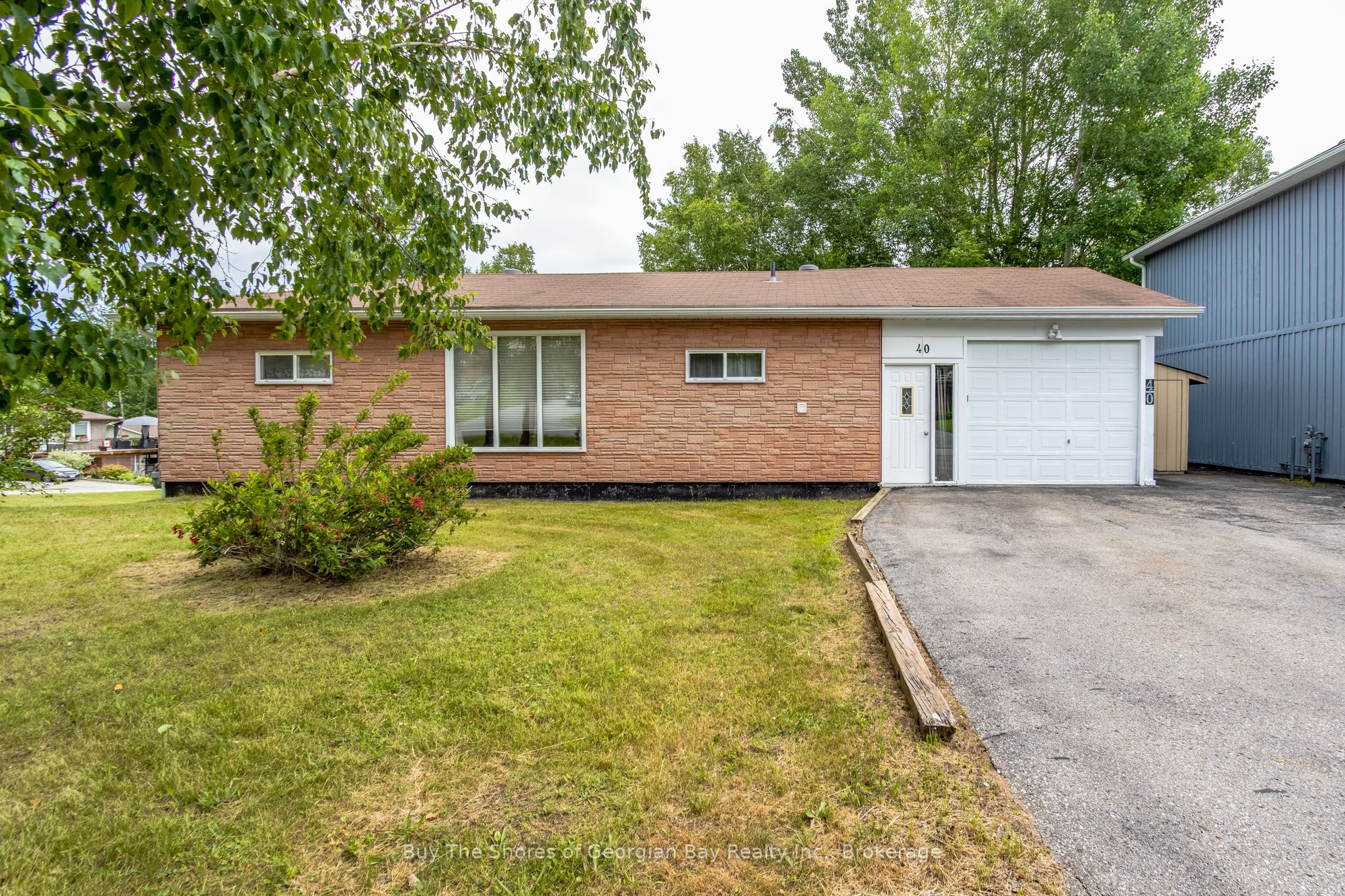 40 Lepage Drive Property Photo 2