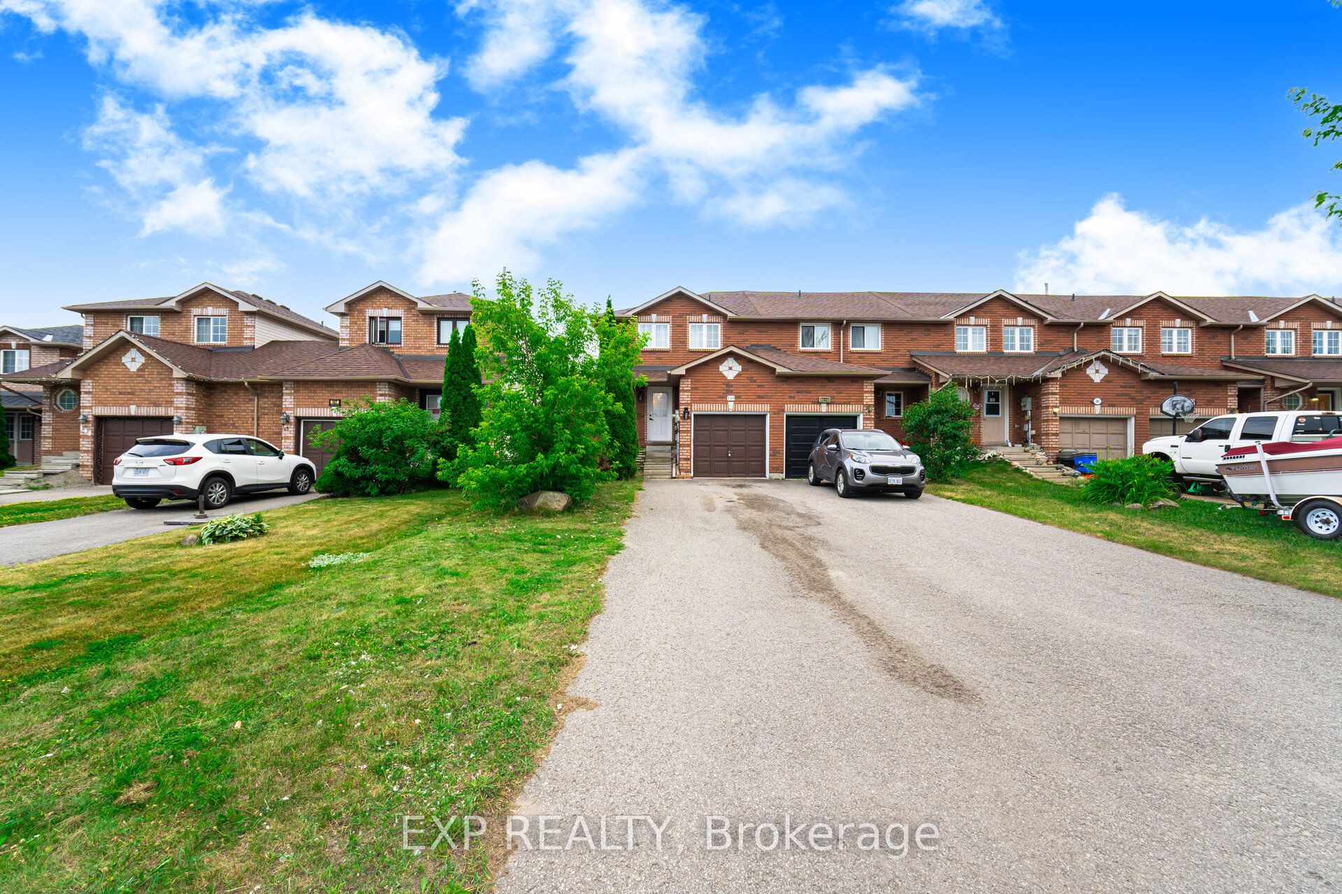 145 Courtney Cres Property Photo 1