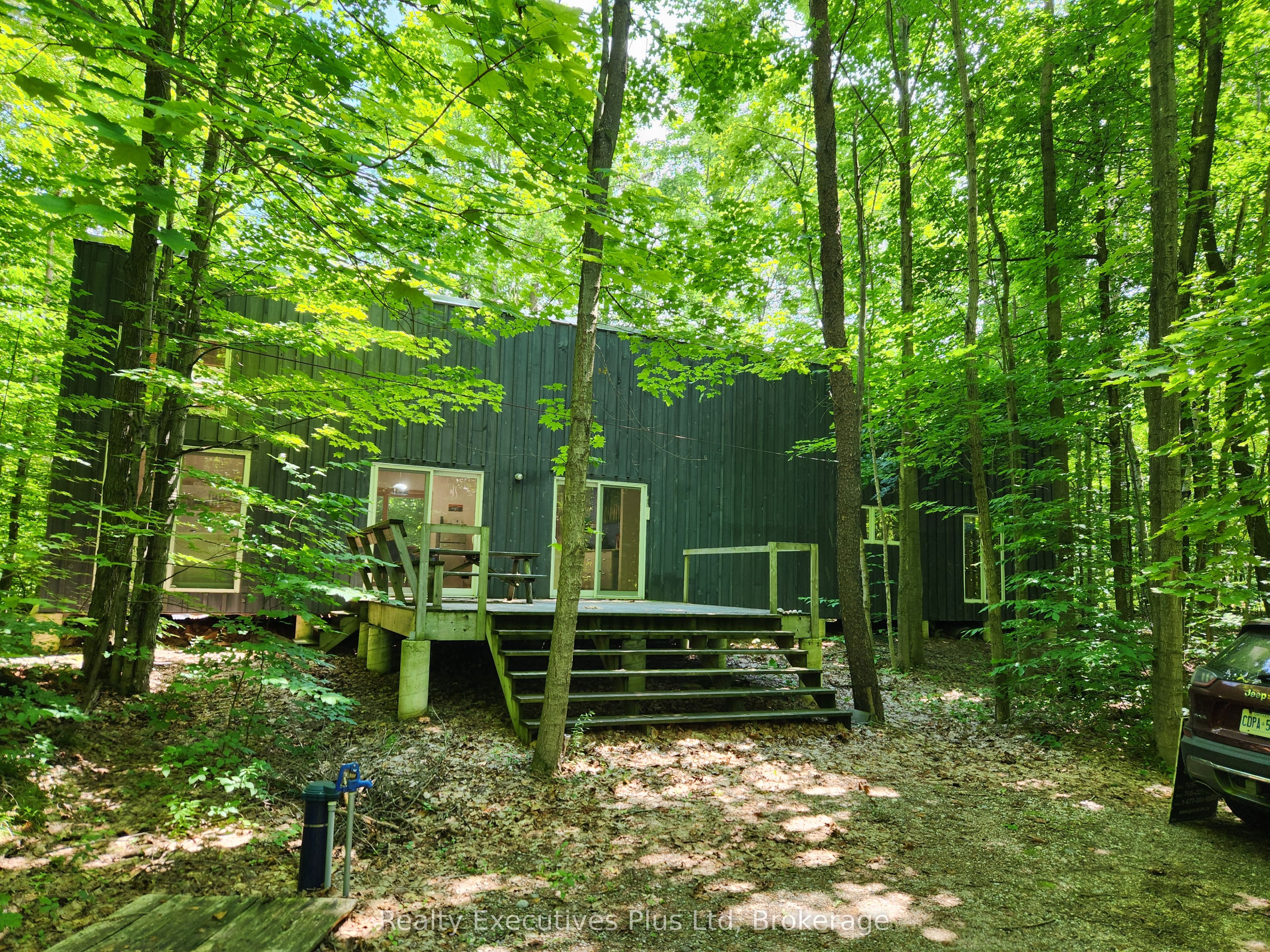 2 Zhingos Miikaans Lane Property Photo 1
