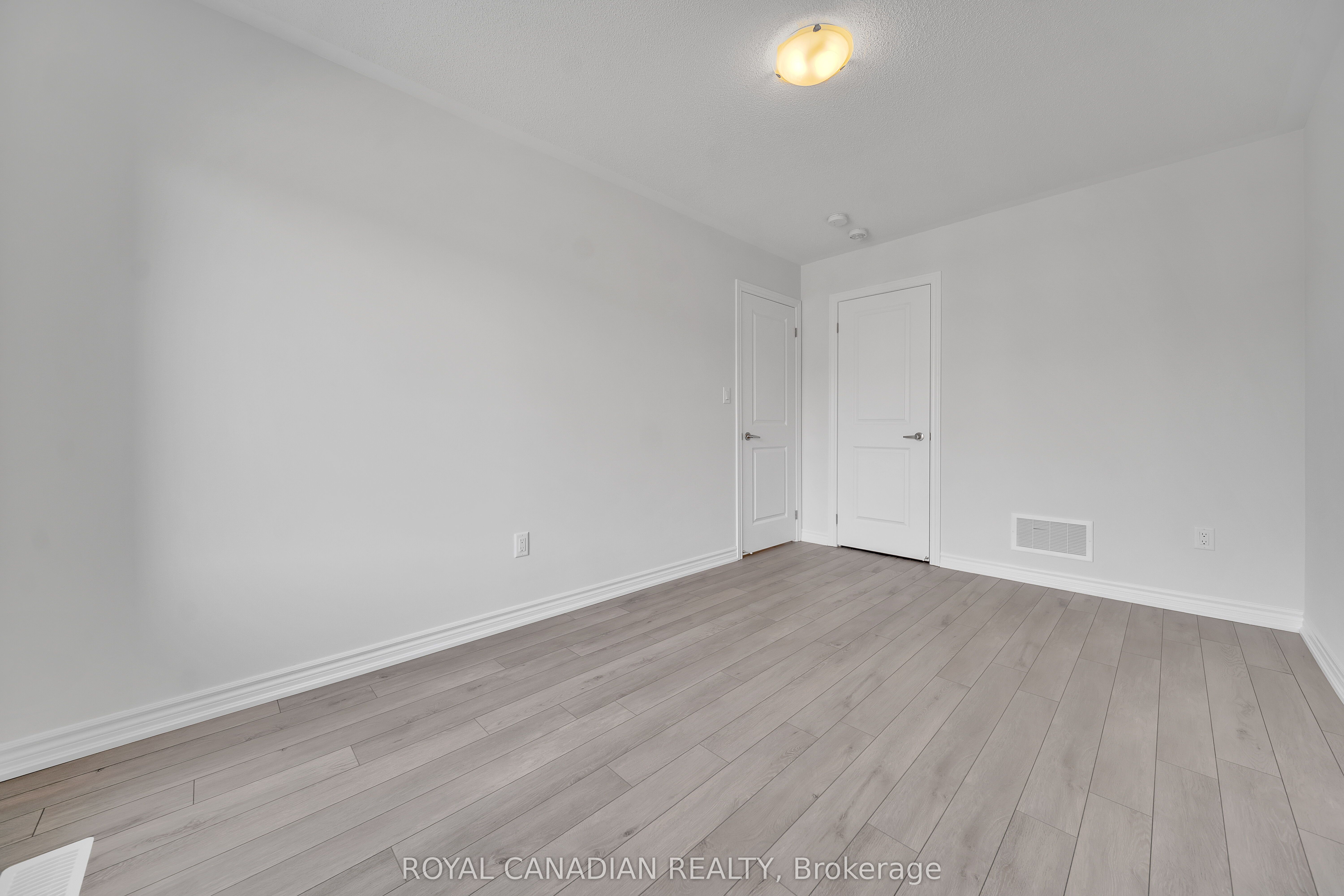 21 Tamworth Terrace Property Photo 30