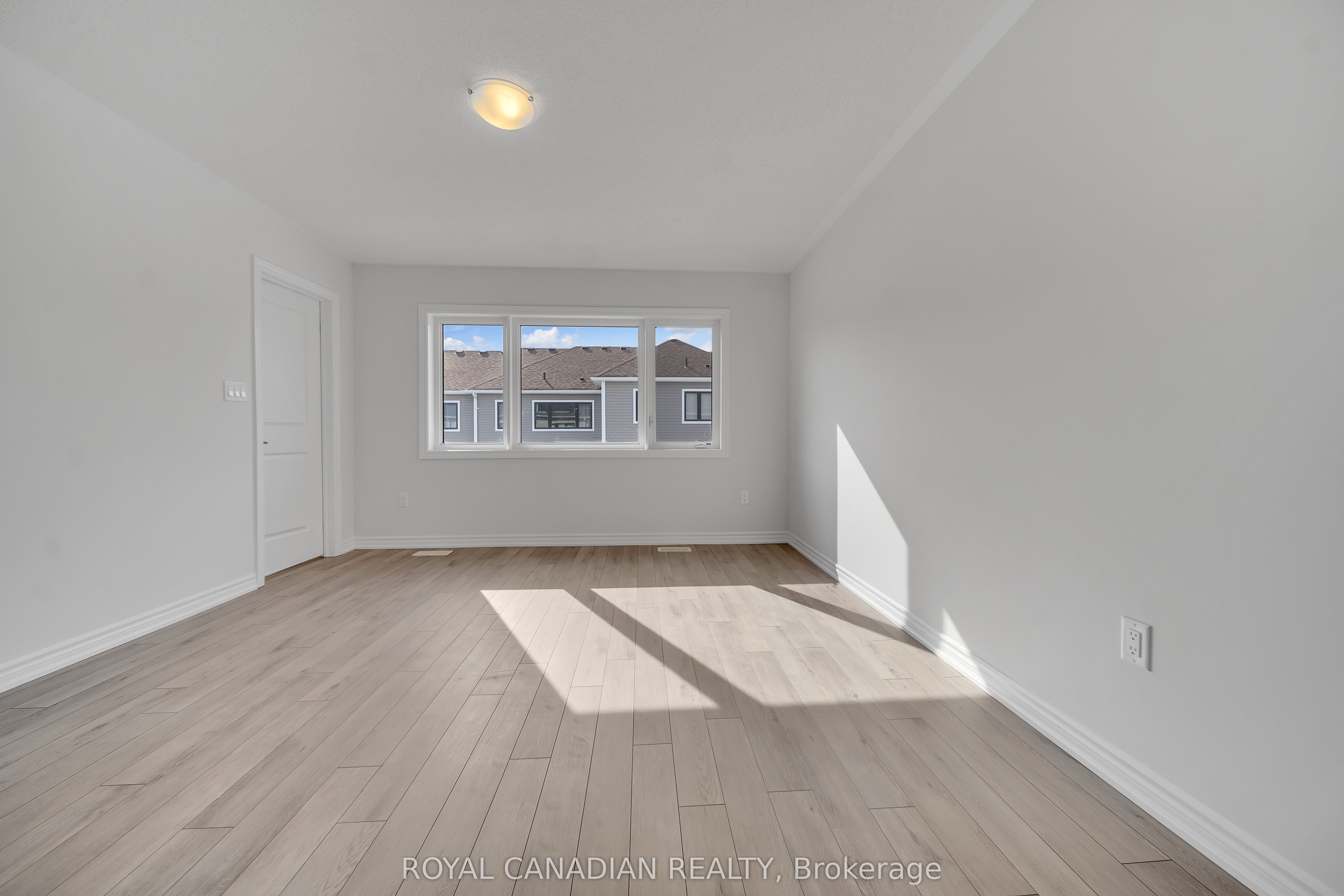 21 Tamworth Terrace Property Photo 32