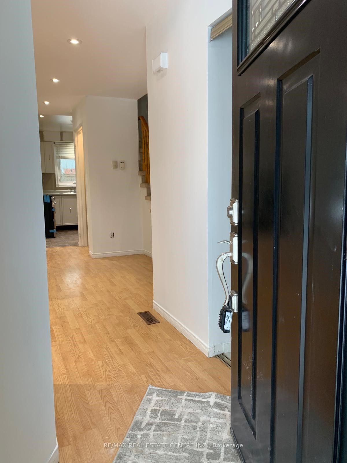 14 Lindsay Court Property Photo 3