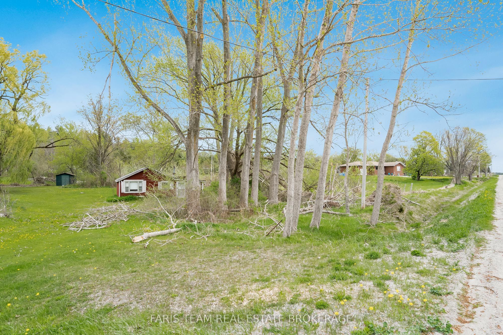 7665 Highway 93 Property Photo 4