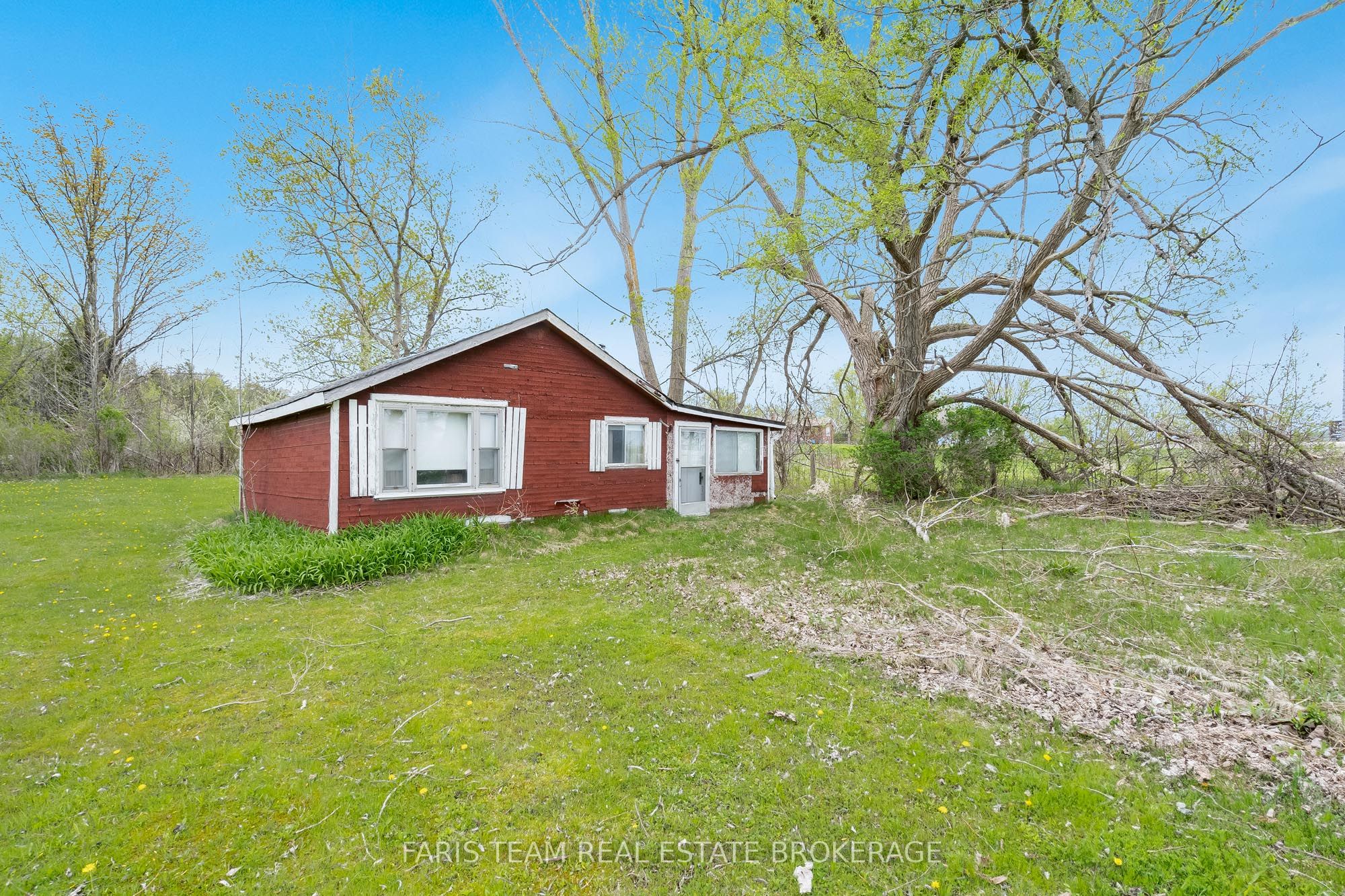 7665 Highway 93 Property Photo 7
