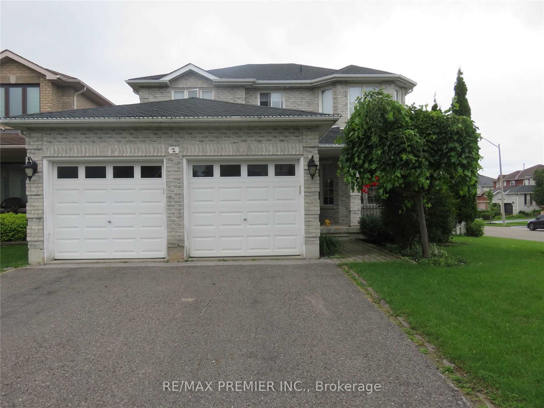 2 Grace Crescent Property Photo 1