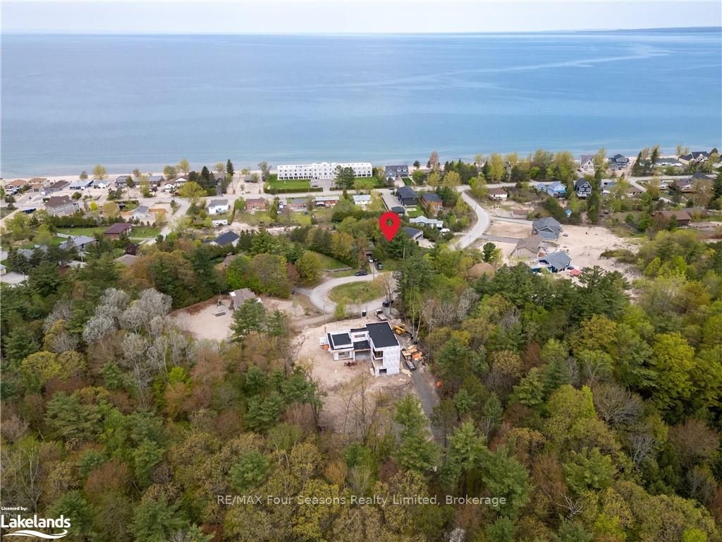 10 Lorrie Crescent Property Photo 6