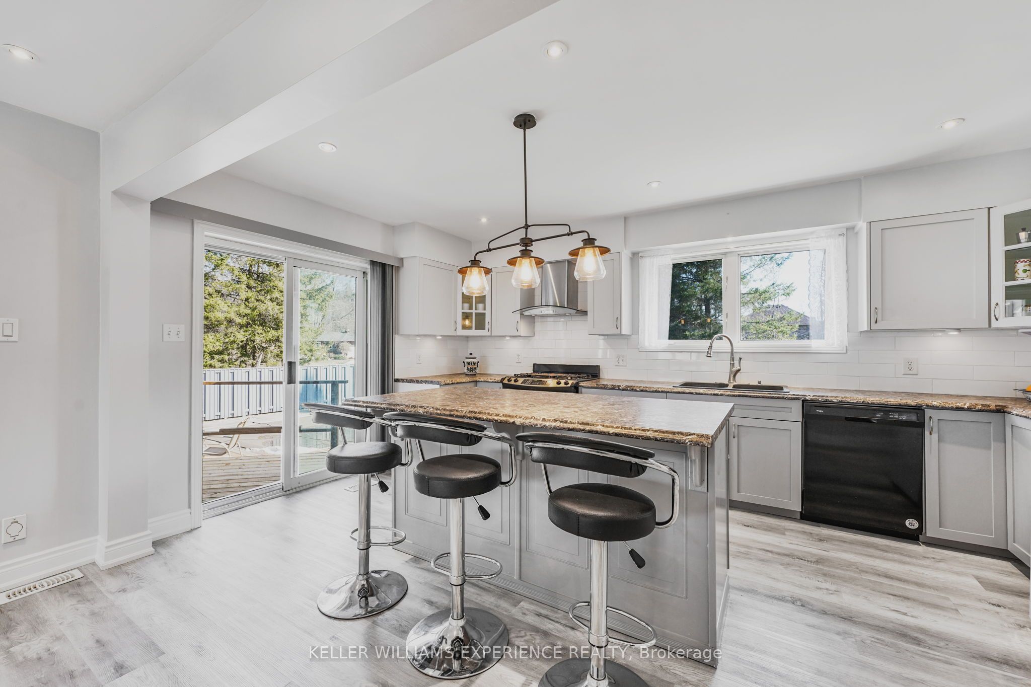 25 Lamers Crescent Property Photo 16