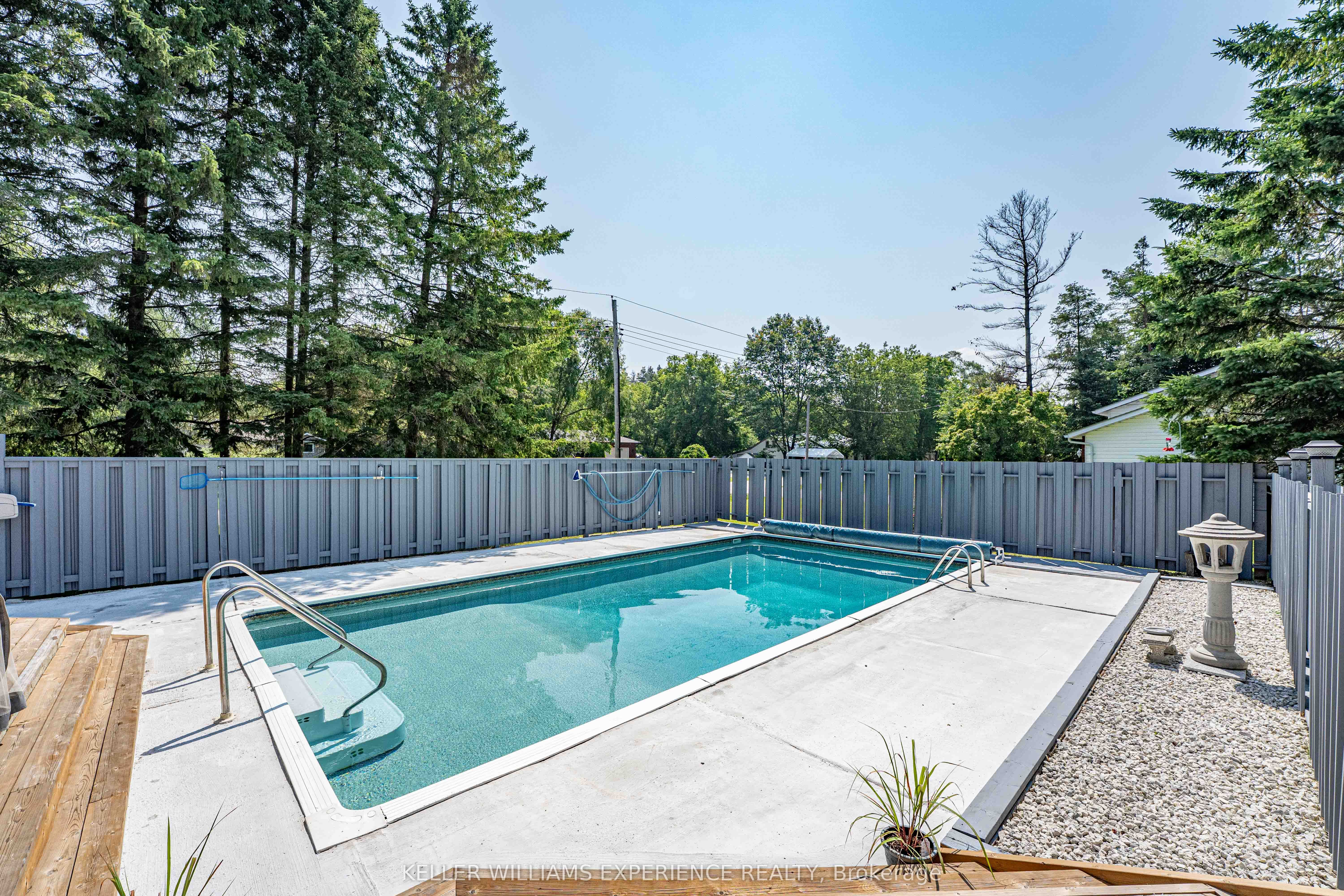 25 Lamers Crescent Property Photo 36