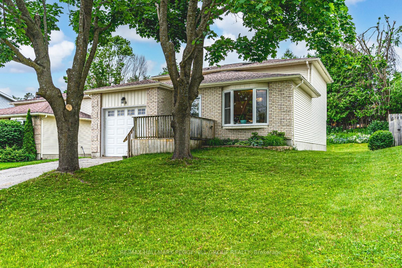 29 1st St Property Photo 1