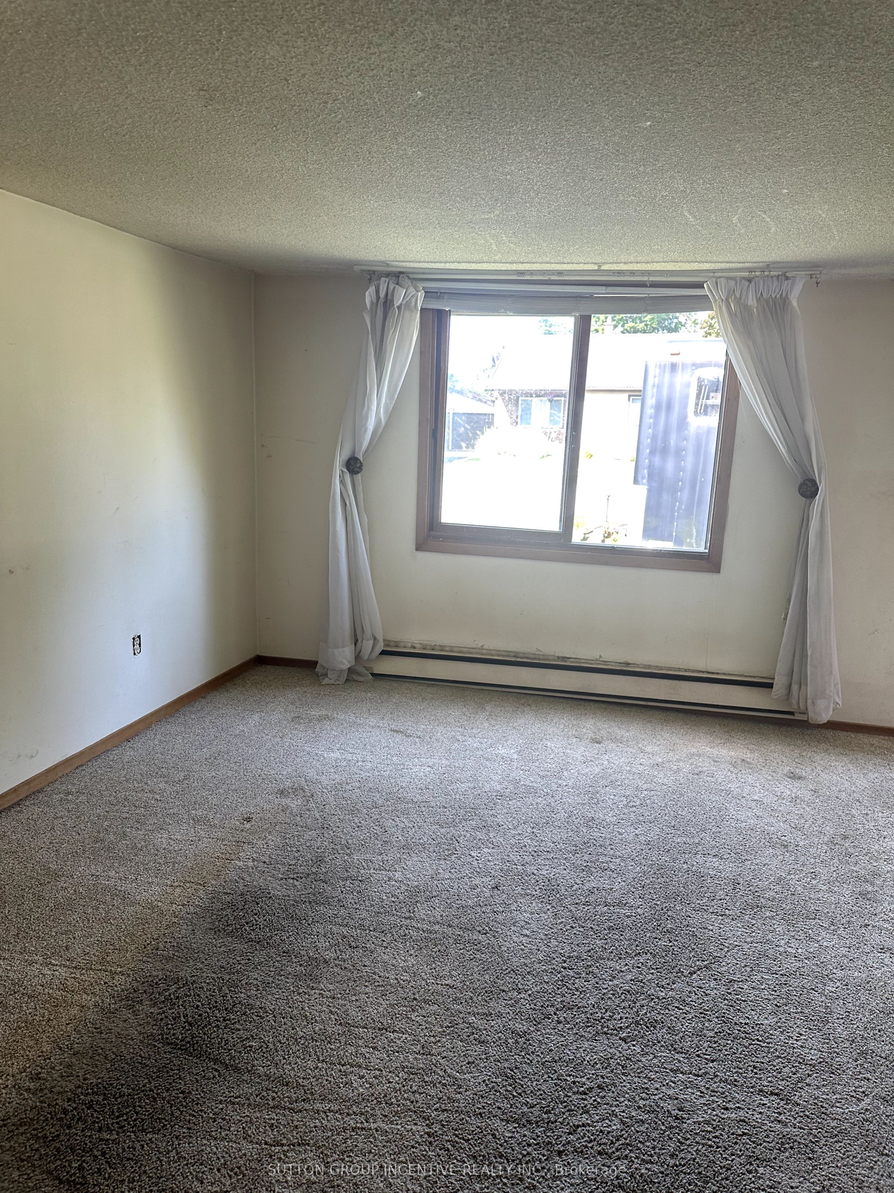 424 Forest Avenue S Property Photo 12