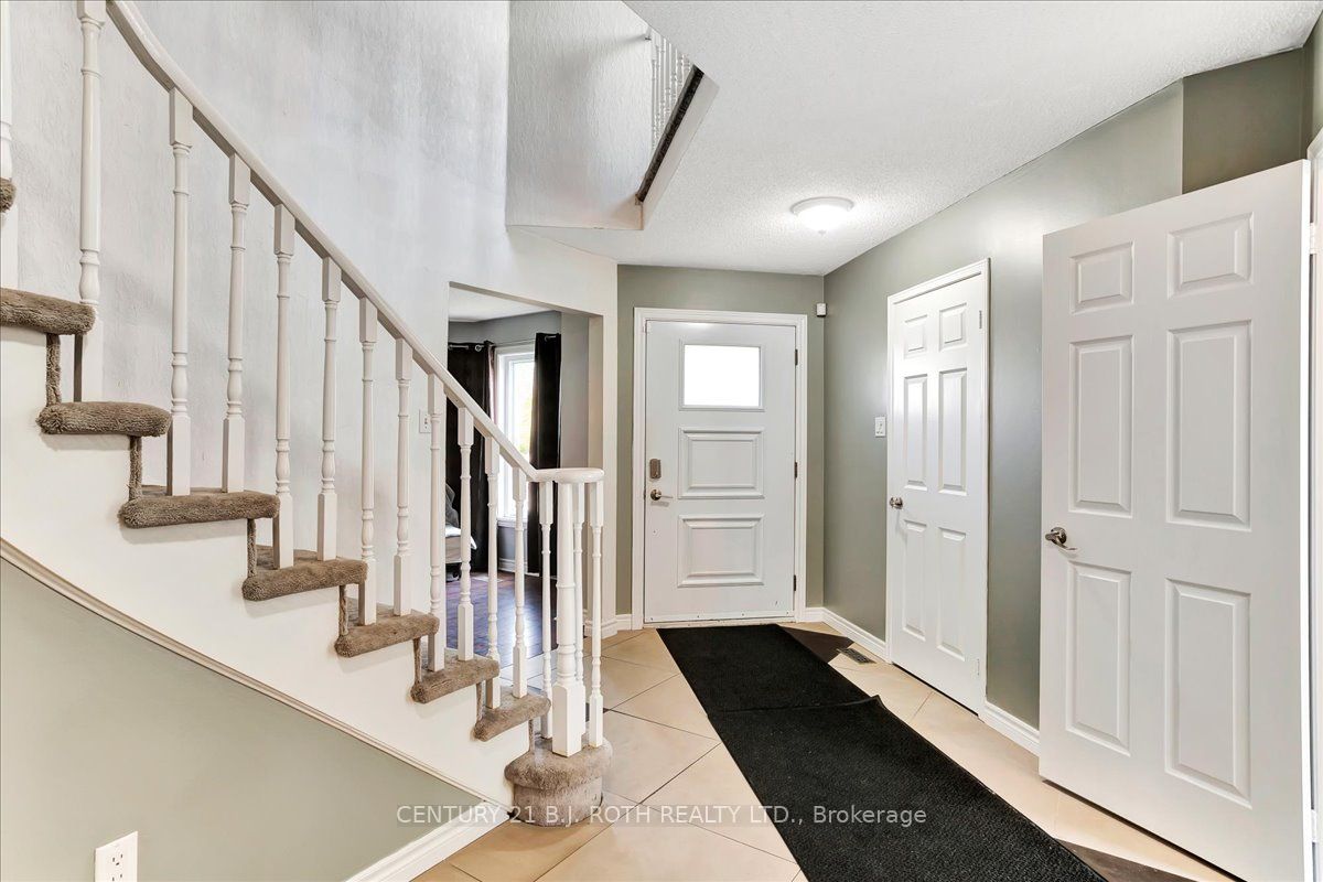 47 Moore Place Property Photo 2