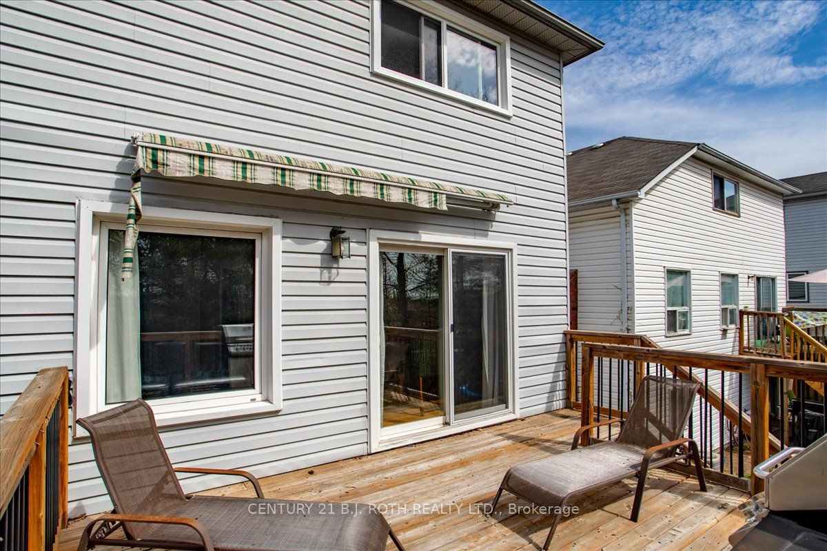 47 Moore Place Property Photo 16