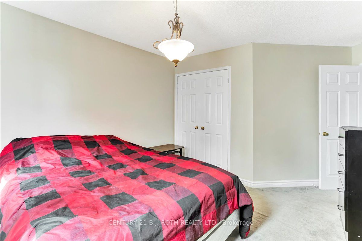 47 Moore Place Property Photo 24