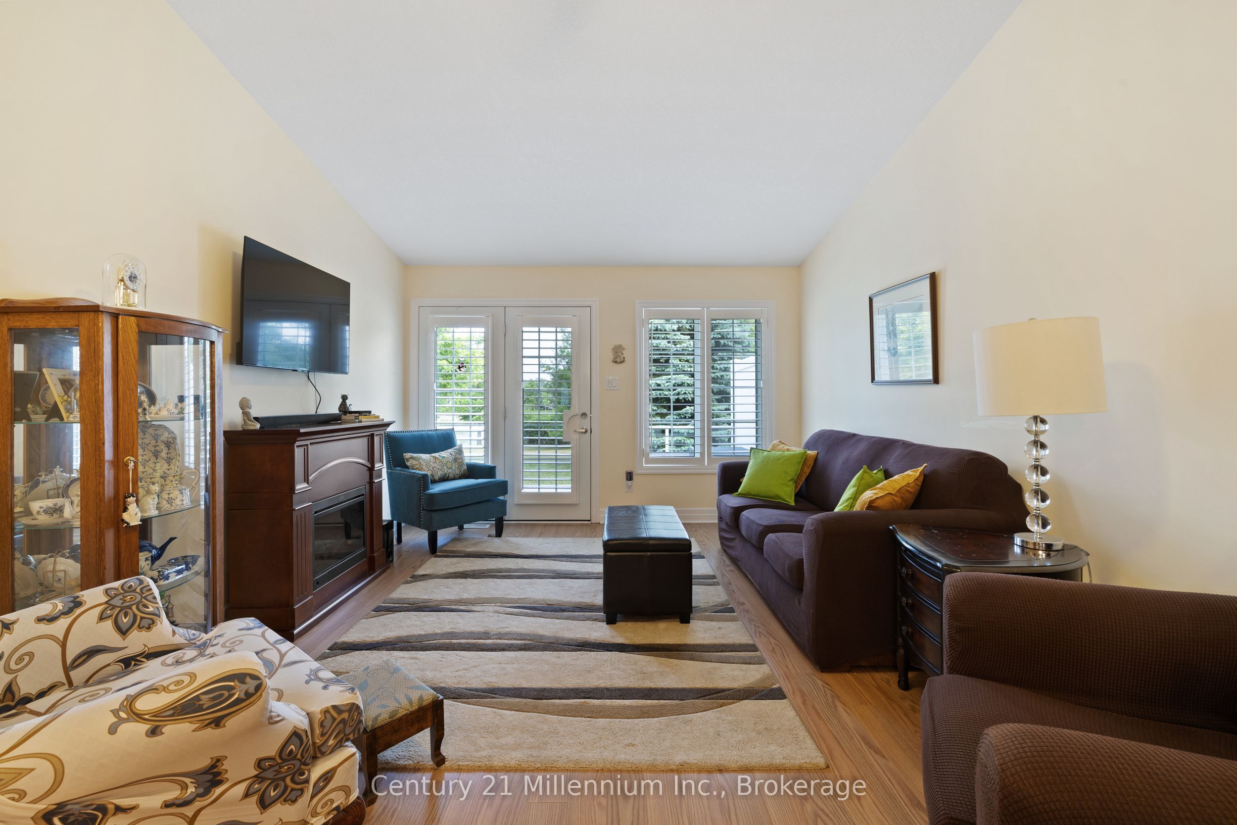 9 Garden Grove Crescent Property Photo 12