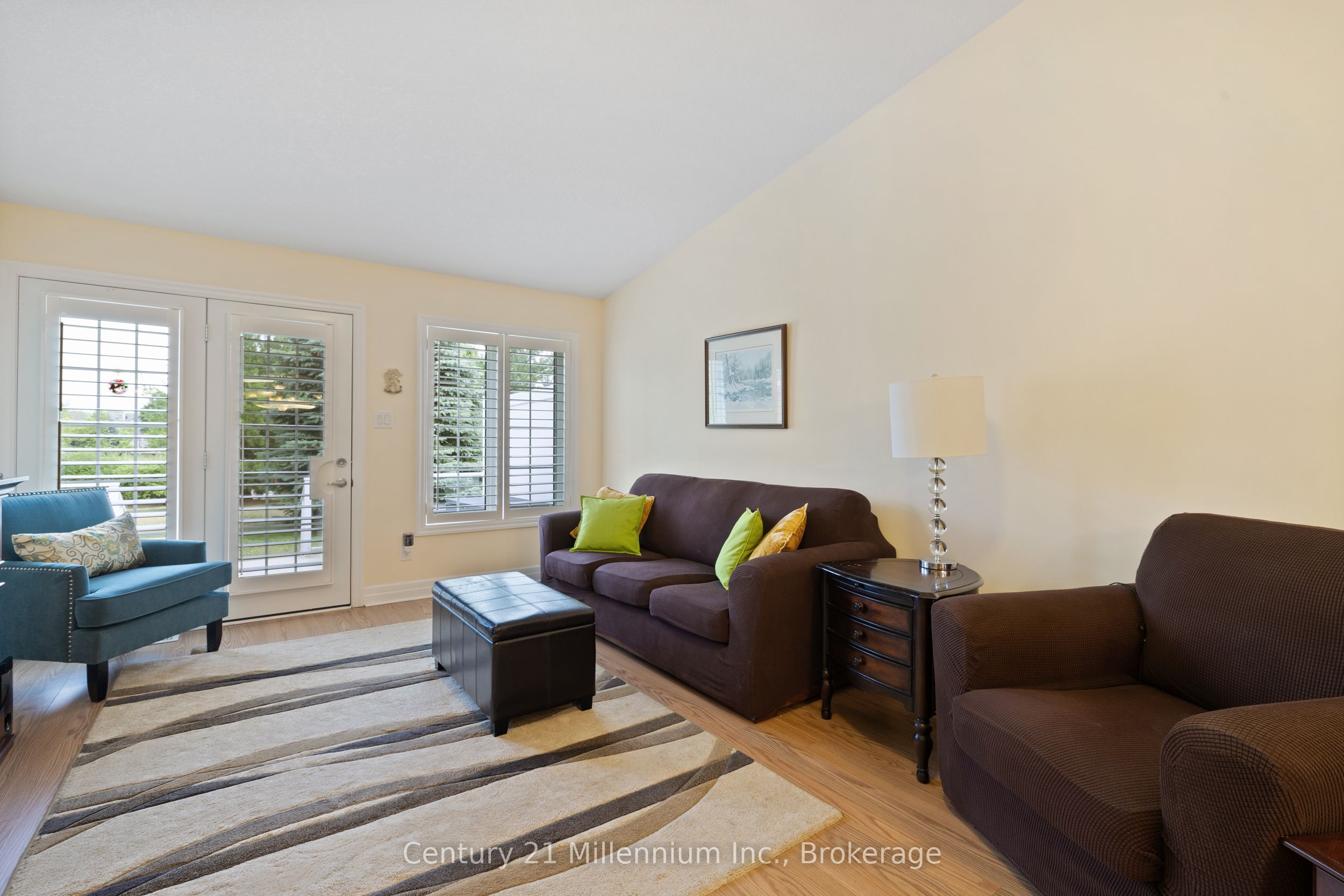 9 Garden Grove Crescent Property Photo 13