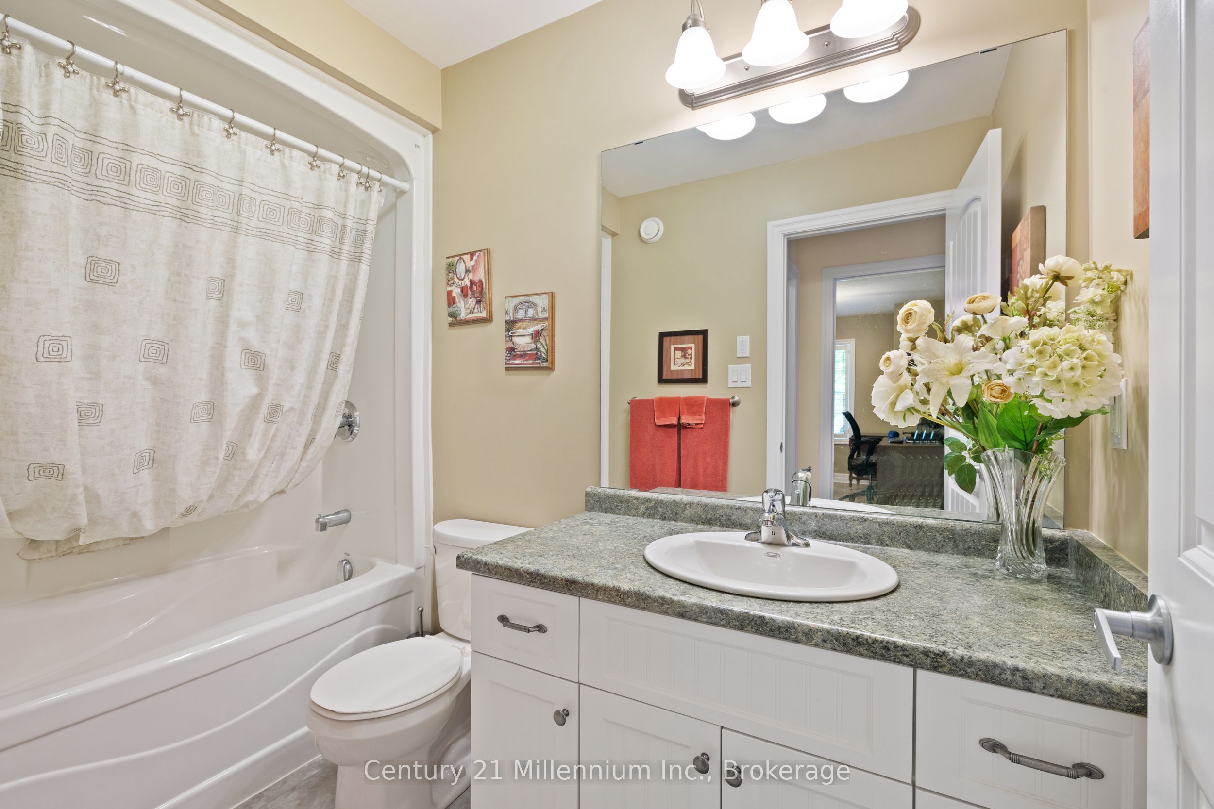 9 Garden Grove Crescent Property Photo 19