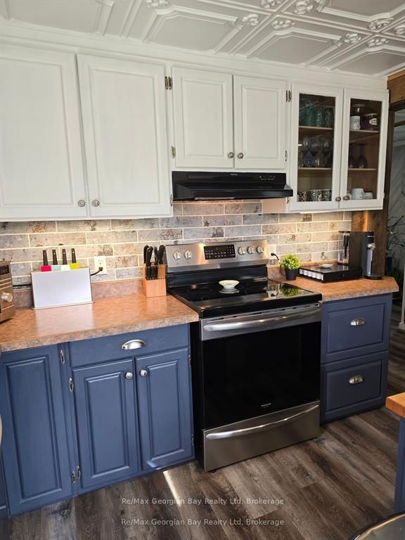 2066 Irish Line Property Photo 11