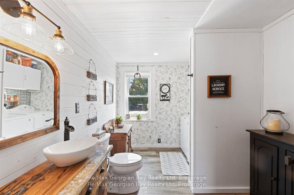 2066 Irish Line Property Photo 16