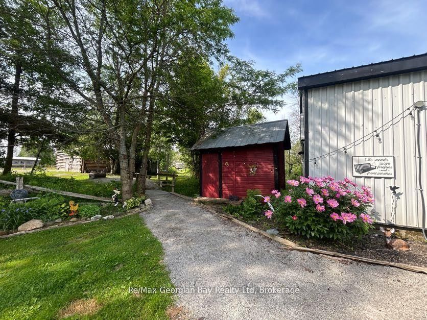2066 Irish Line Property Photo 36