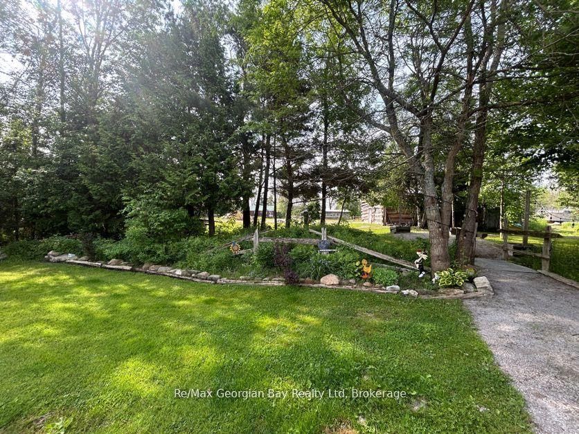 2066 Irish Line Property Photo 41