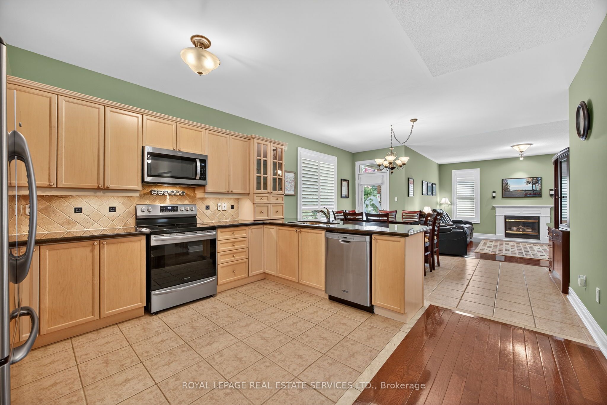 17 Northwood Drive Property Photo 4