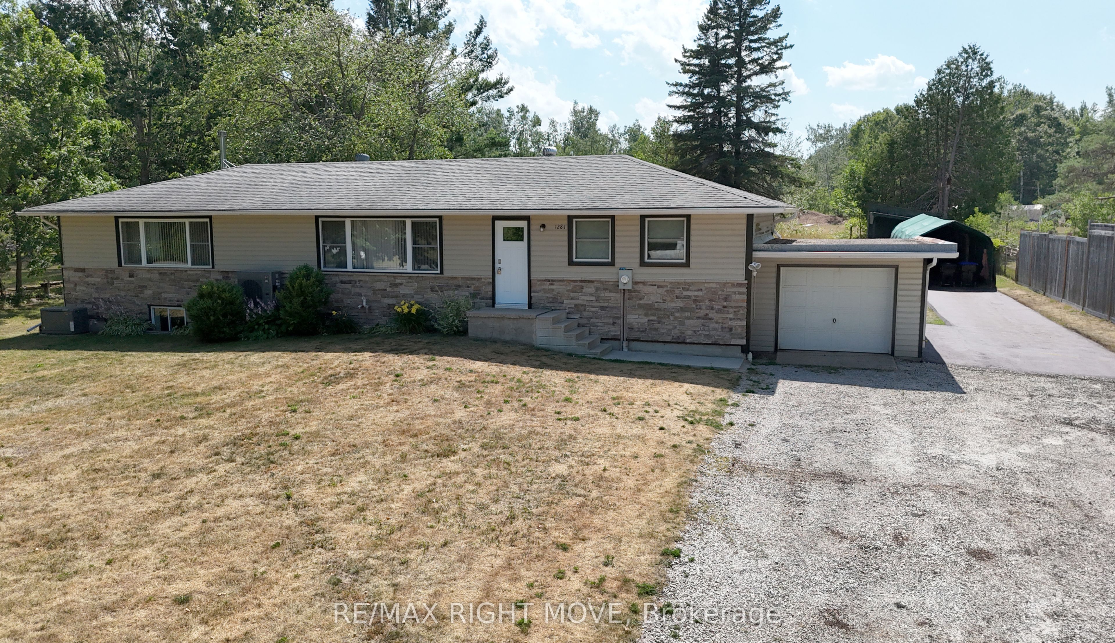 128 15 Line S Property Photo 1