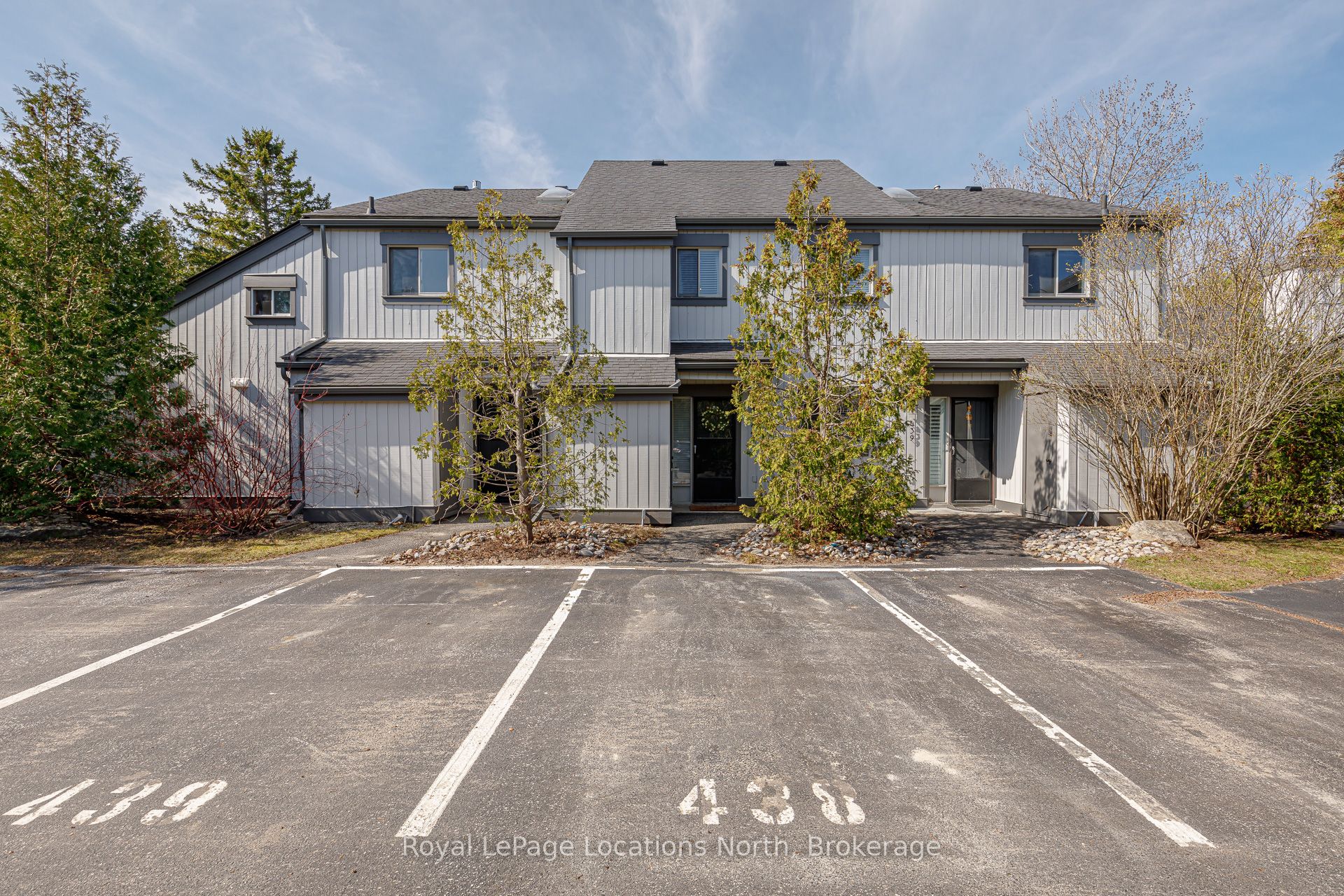 440 Oxbow Cres Property Photo 1