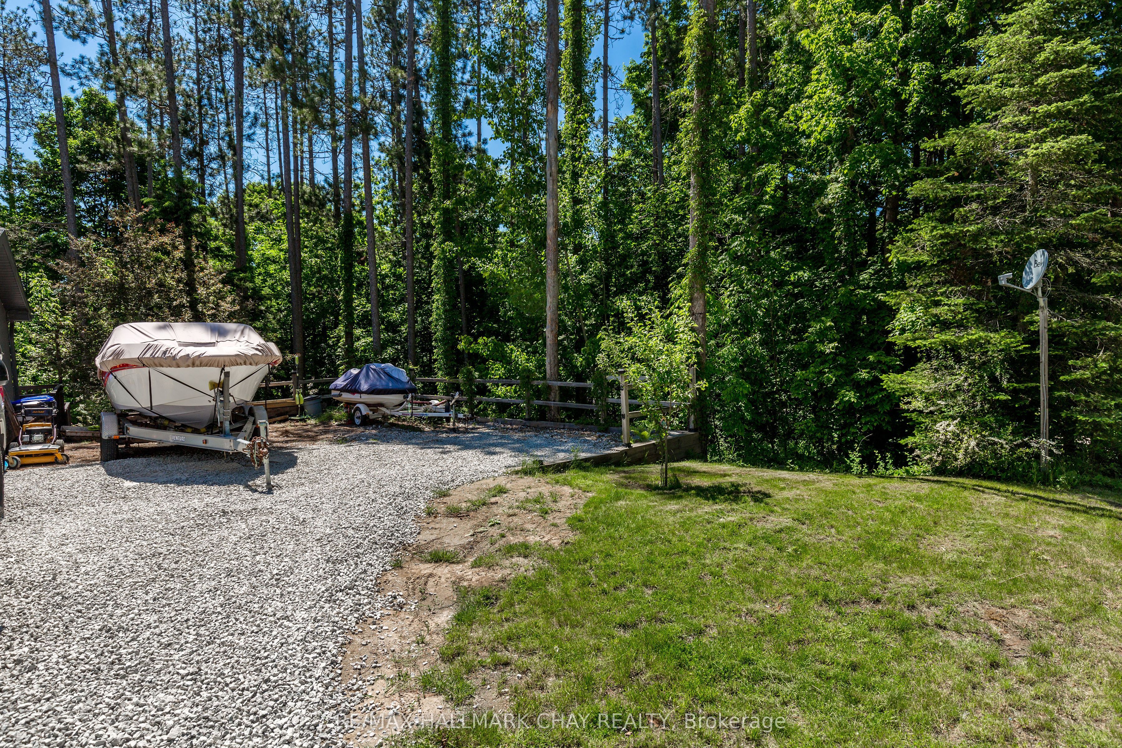 1 Pine Spring N/a Property Photo 4