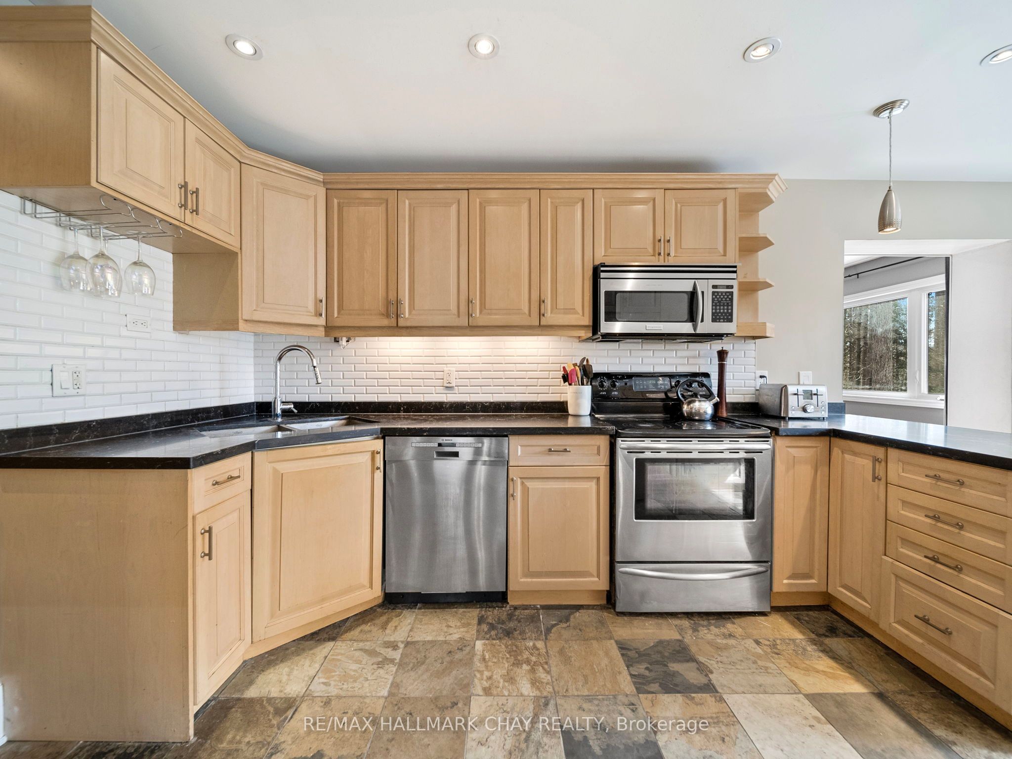 1 Pine Spring N/a Property Photo 19