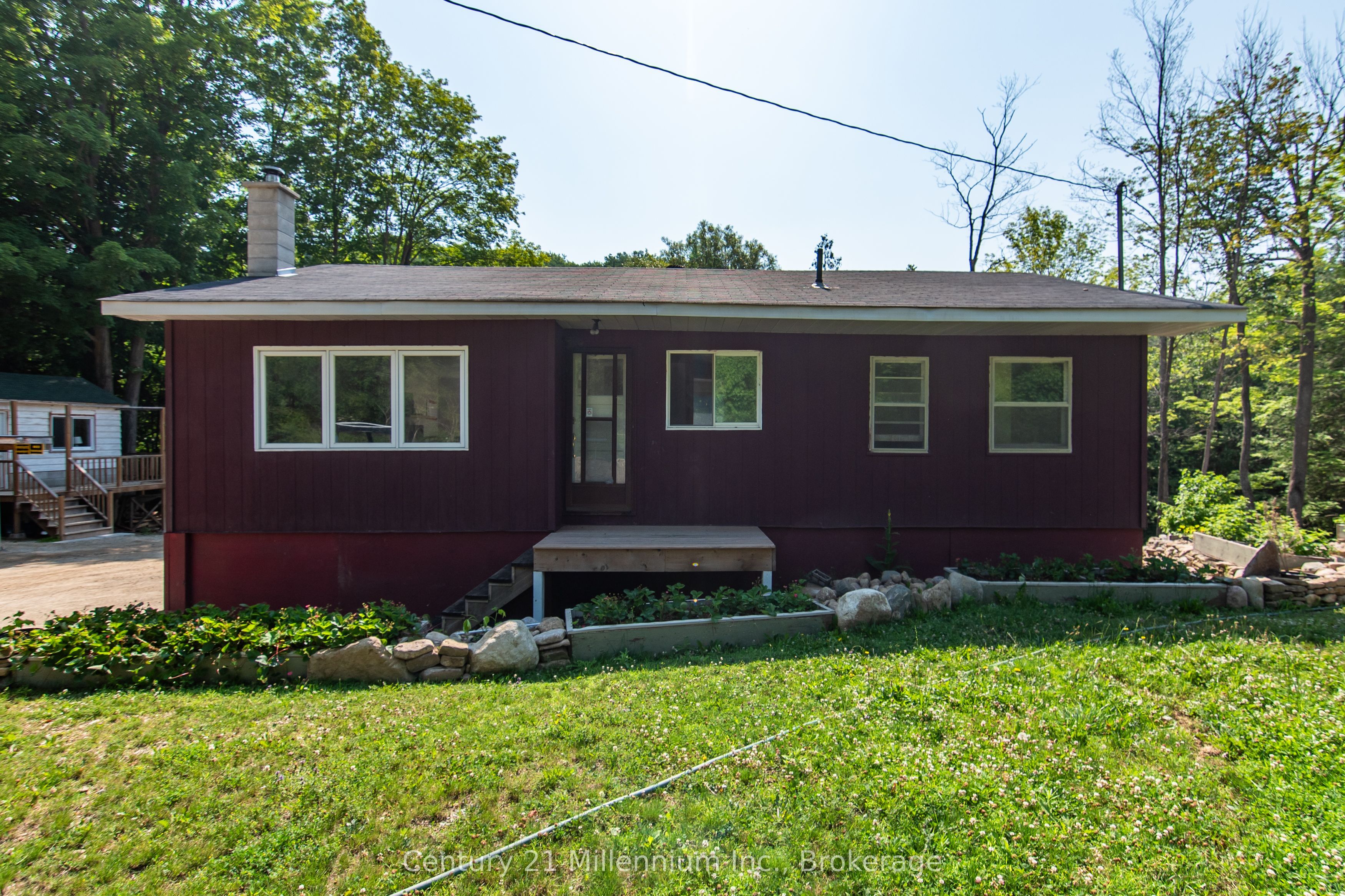 8355 County 9 Road Property Photo 1