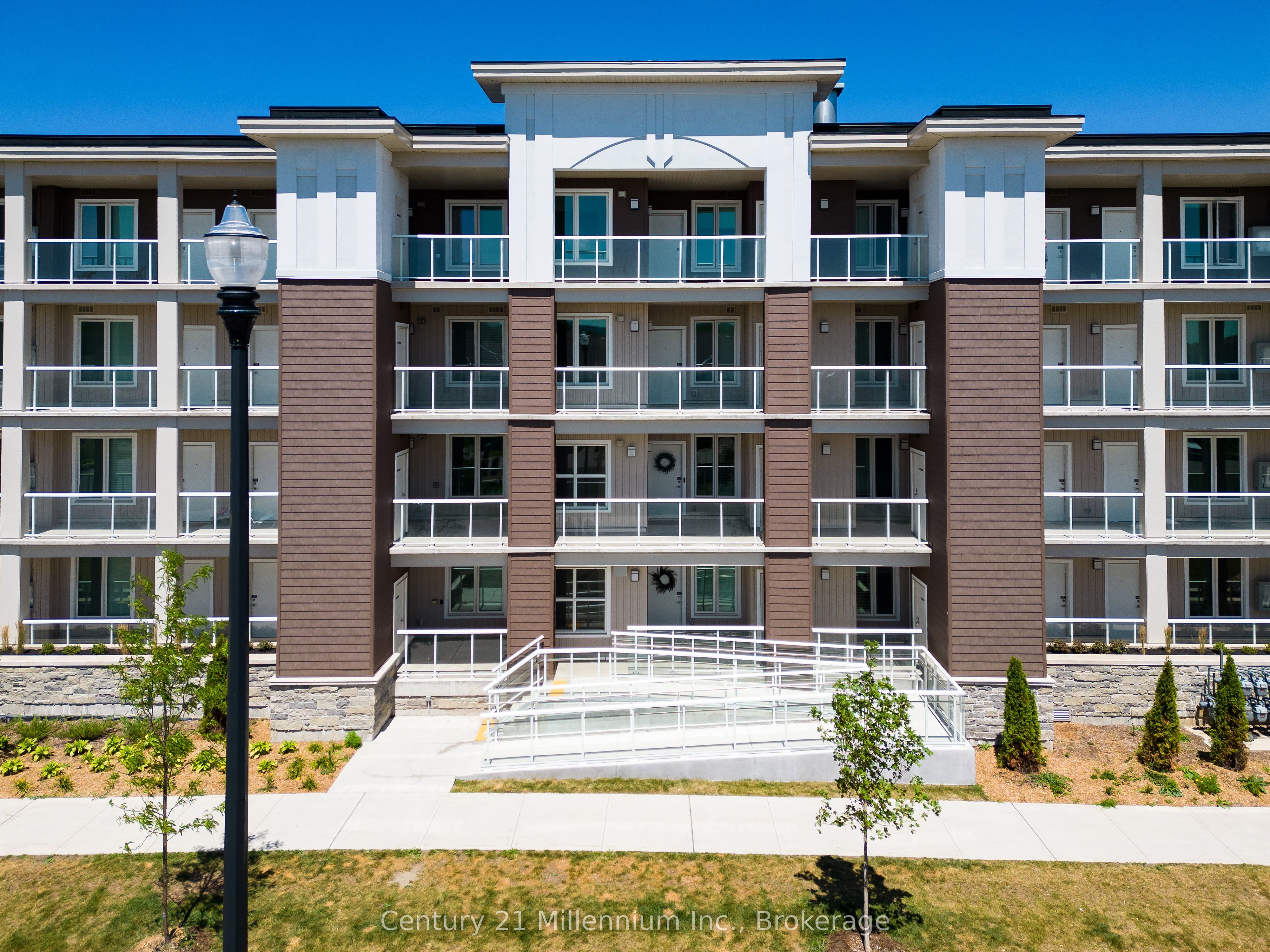 17 Spooner Crescent 205 Property Photo 4