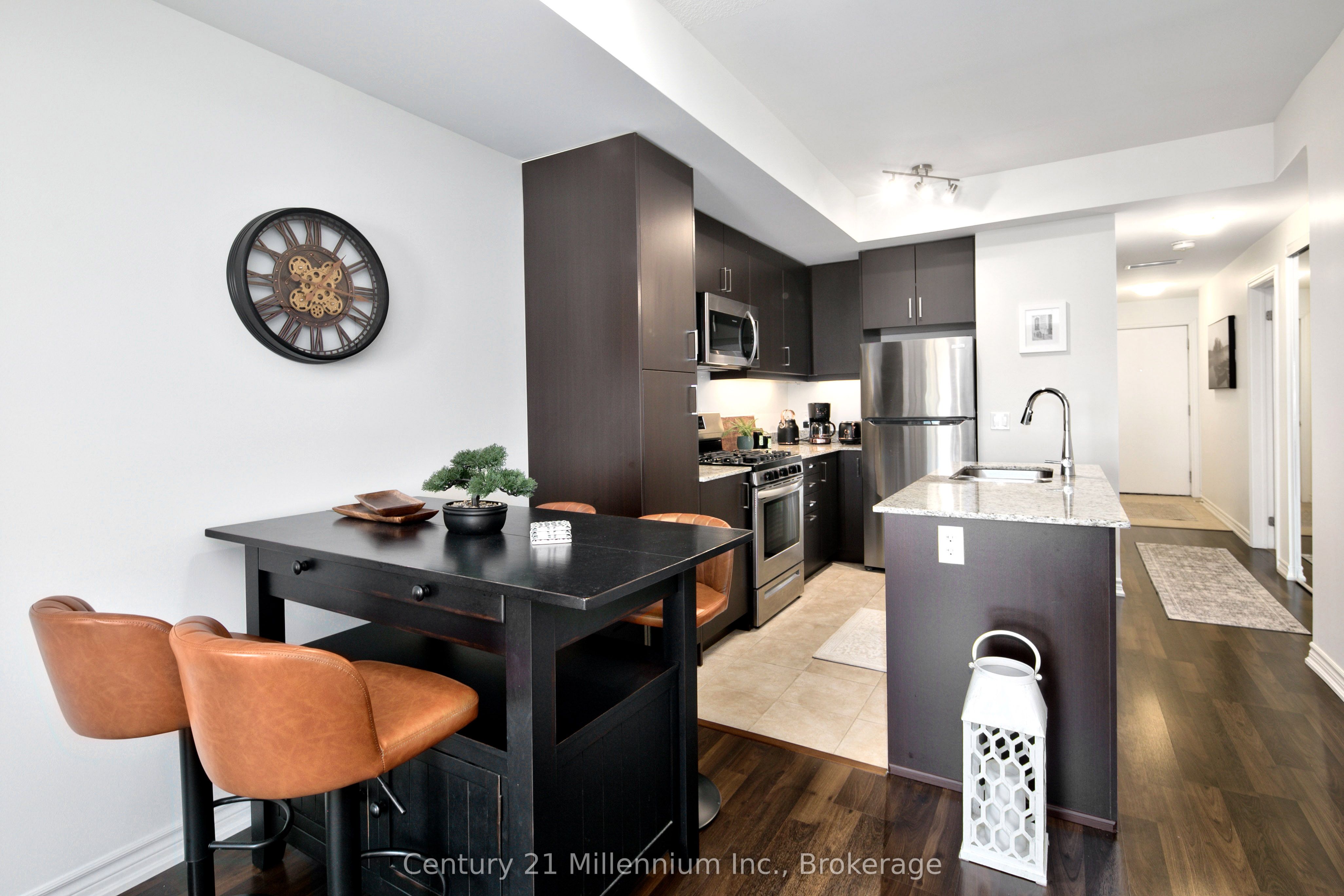 17 Spooner Crescent 205 Property Photo 10