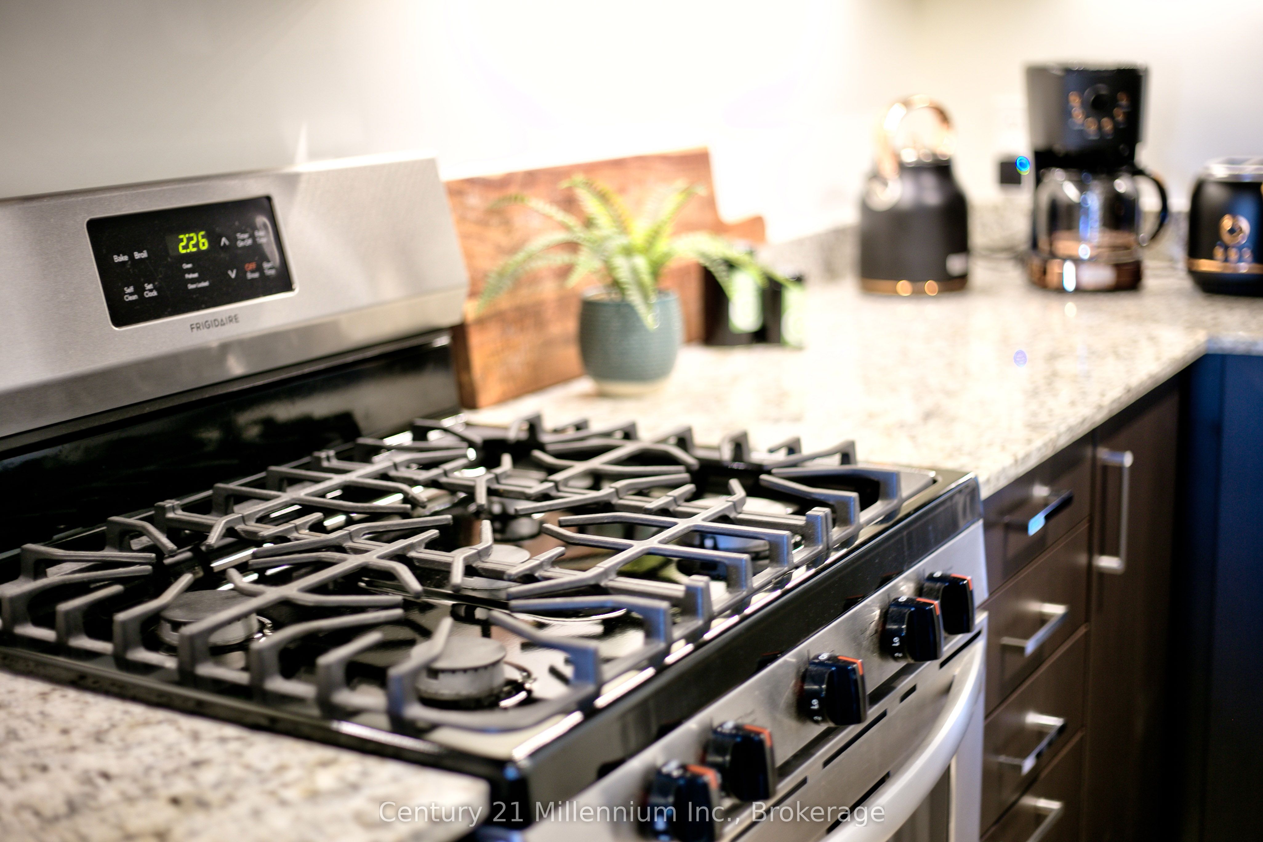 17 Spooner Crescent 205 Property Photo 13