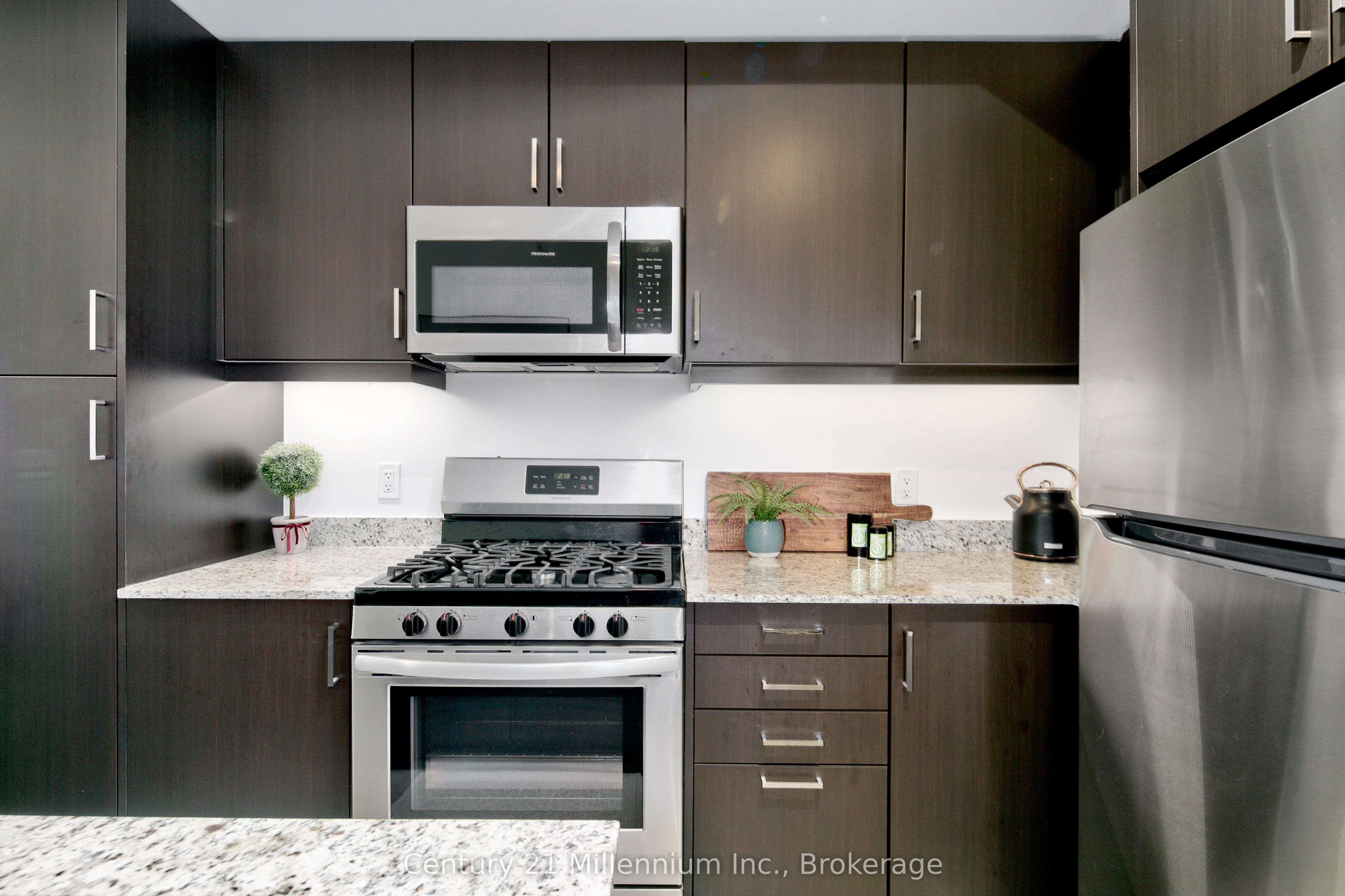 17 Spooner Crescent 205 Property Photo 14