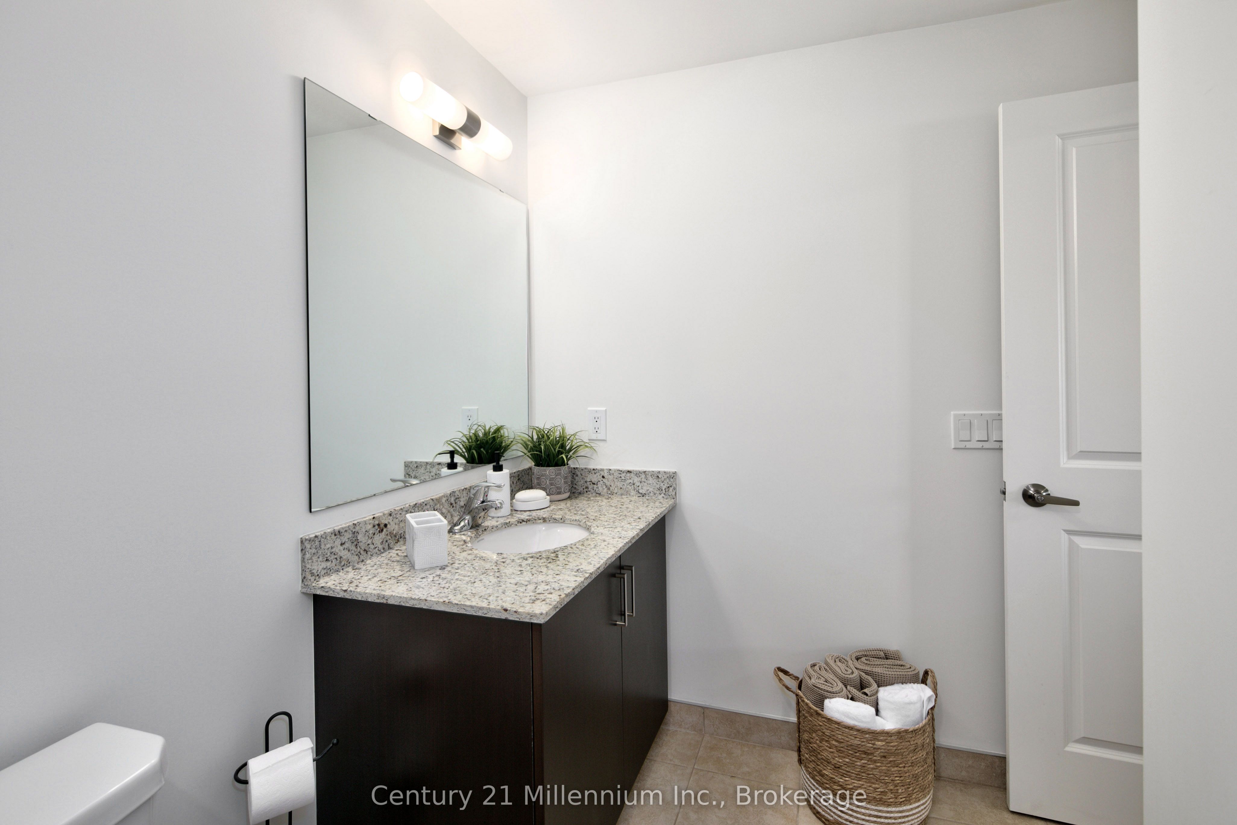 17 Spooner Crescent 205 Property Photo 30